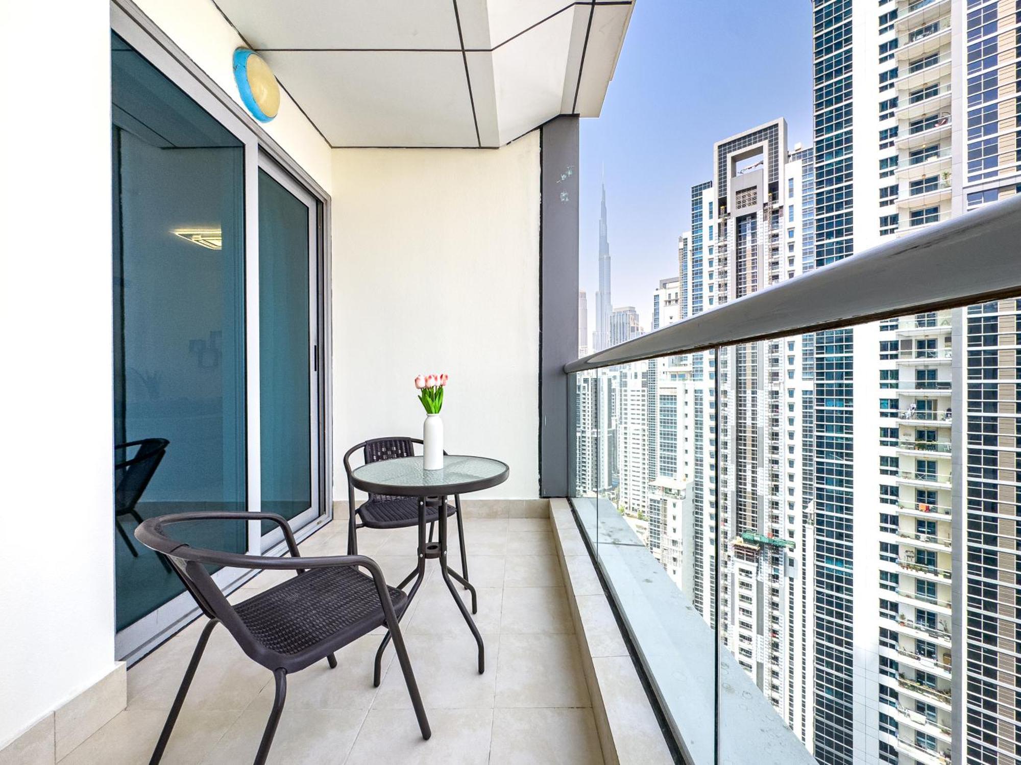 Executive 2br, Upgraded, Burj Khalifa View Apartment