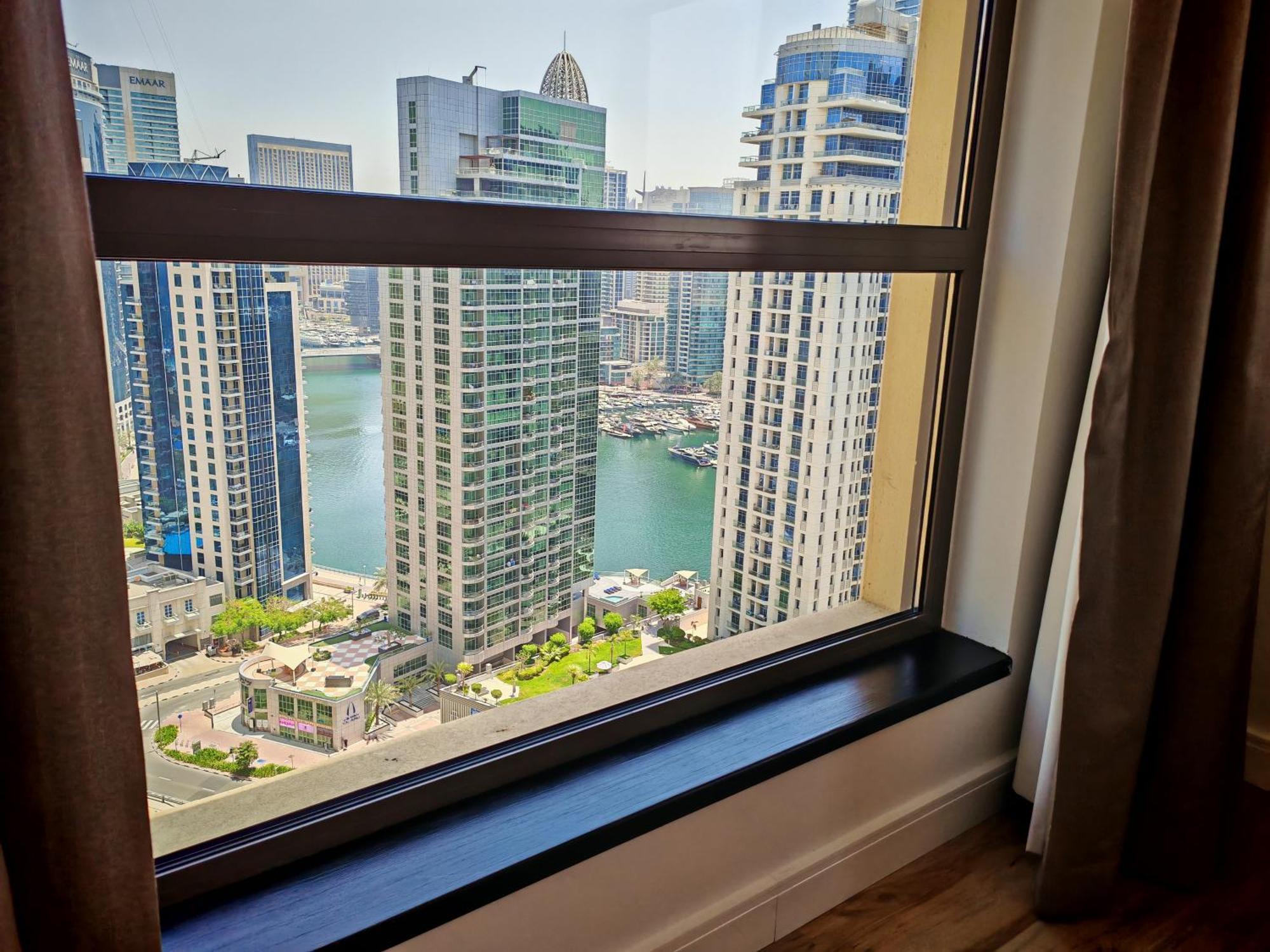 Stunning 5 1 Bedroom On Jbr With Marina View On High Floor Maid's Room, Near Mall, Metro & Cinemas - By Sunkissed Homes Apartment