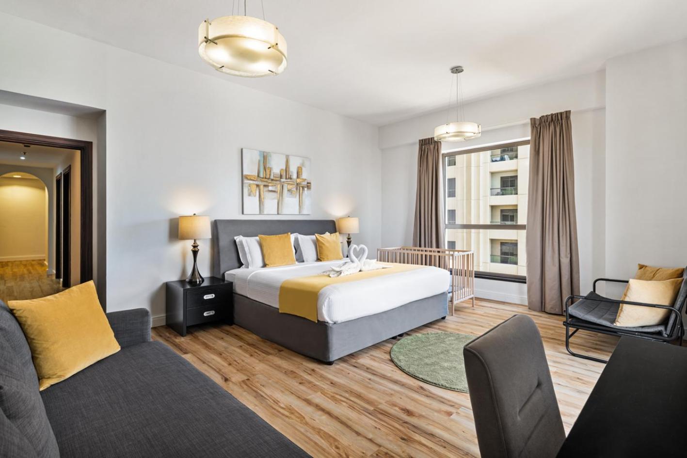 Stunning 5 1 Bedroom On Jbr With Marina View On High Floor Maid's Room, Near Mall, Metro & Cinemas - By Sunkissed Homes