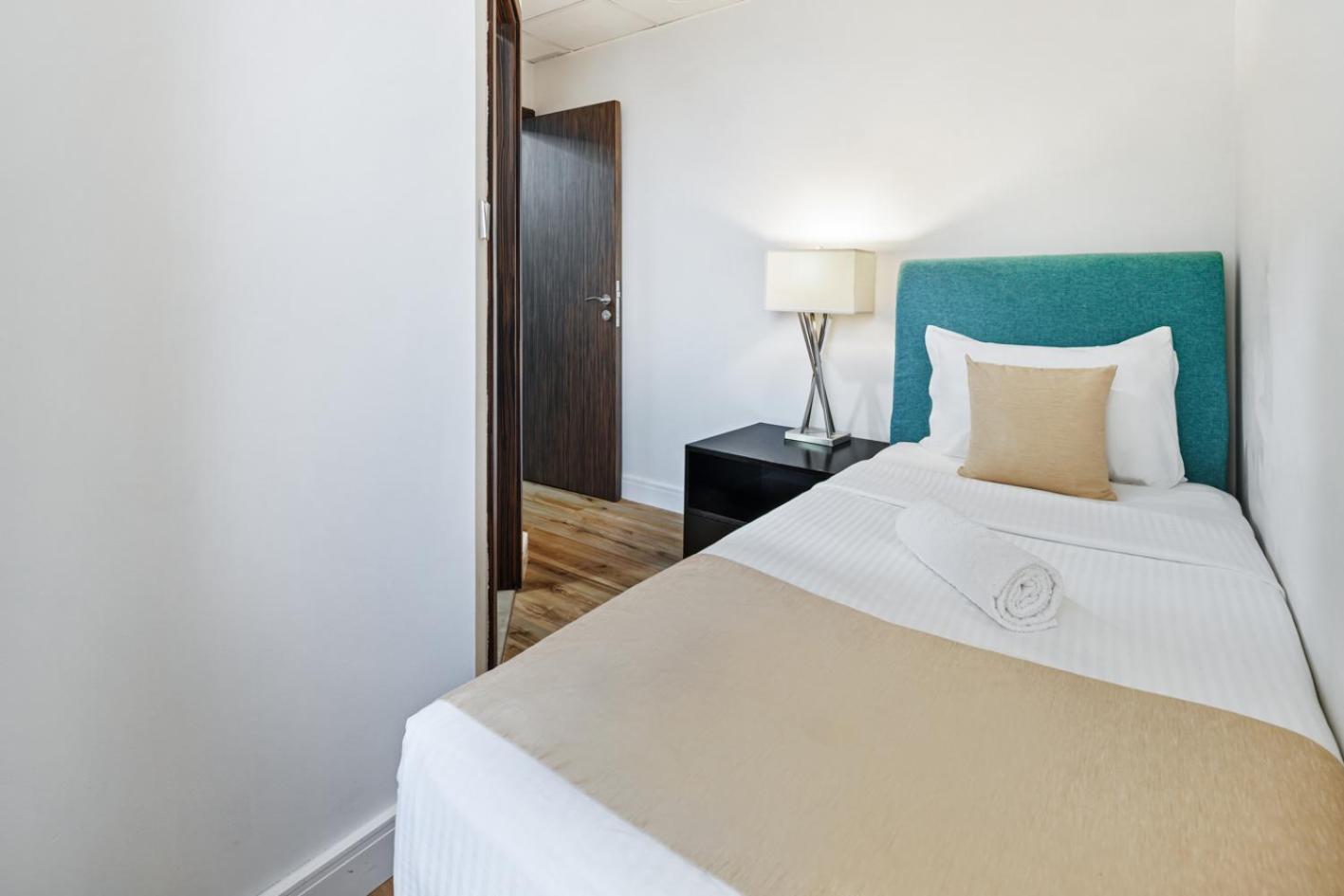 Stunning 5 1 Bedroom On Jbr With Marina View On High Floor Maid's Room, Near Mall, Metro & Cinemas - By Sunkissed Homes Apartment Dubai