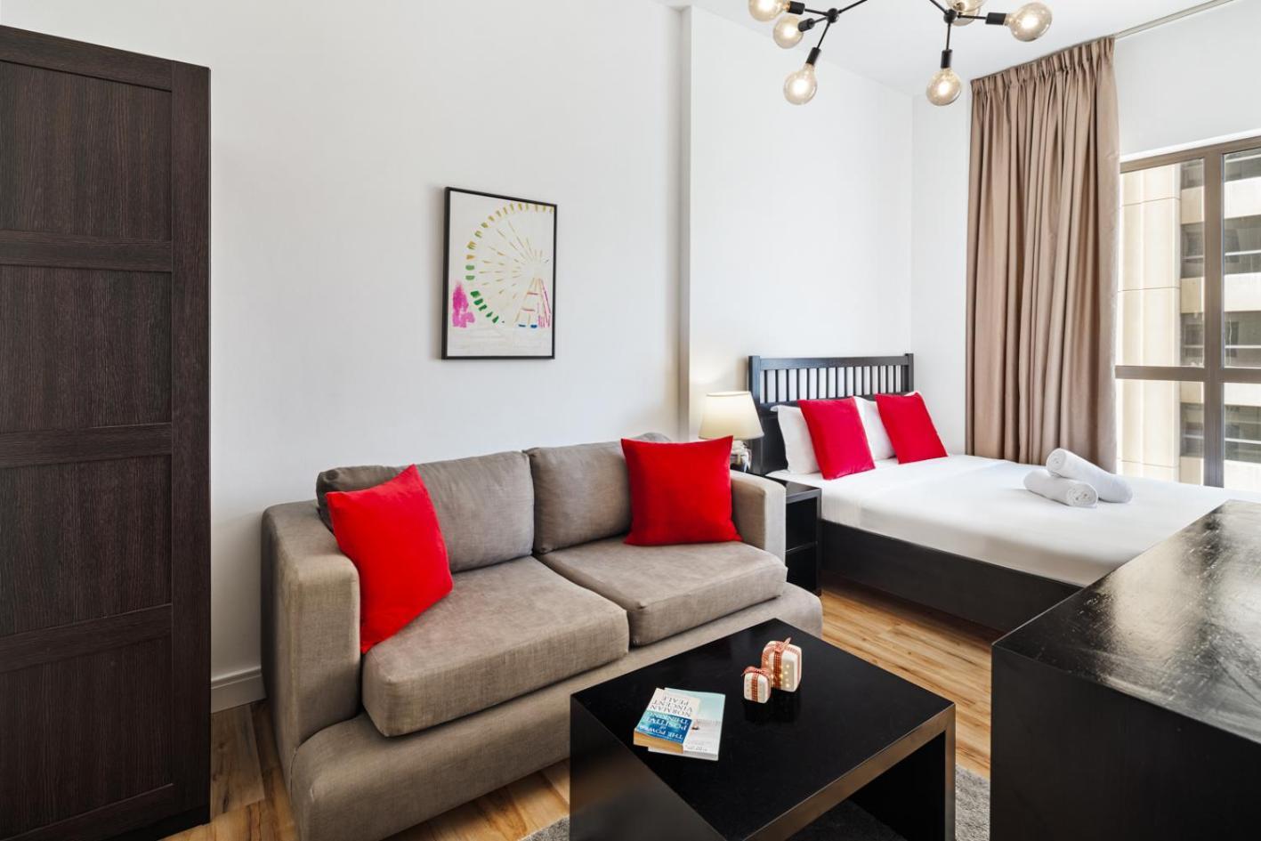 Apartment Stunning 5 1 Bedroom On Jbr With Marina View On High Floor Maid's Room, Near Mall, Metro & Cinemas - By Sunkissed Homes