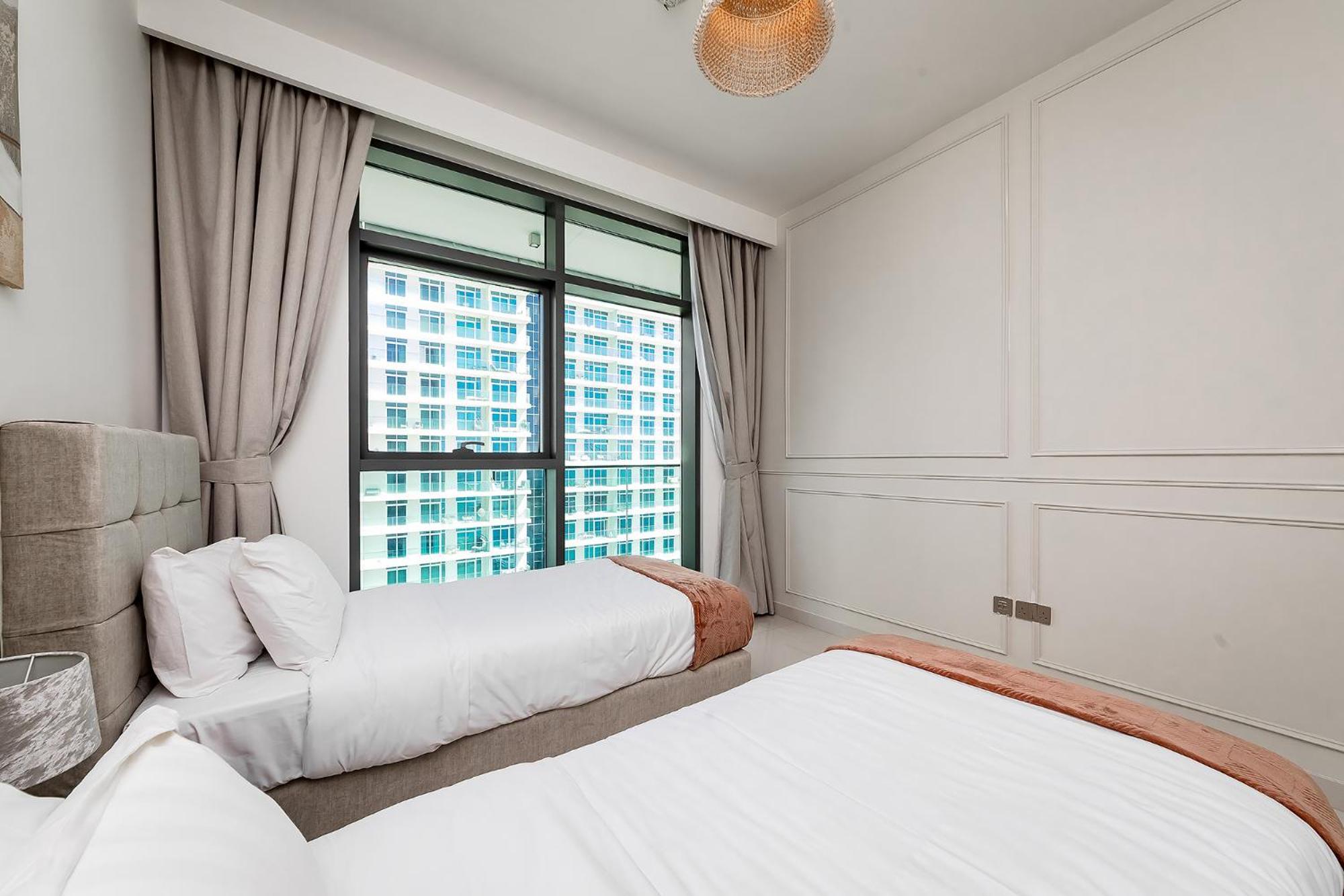 Luxury 2br By Amber At Vista Tower 1, Emaar Beachfront *