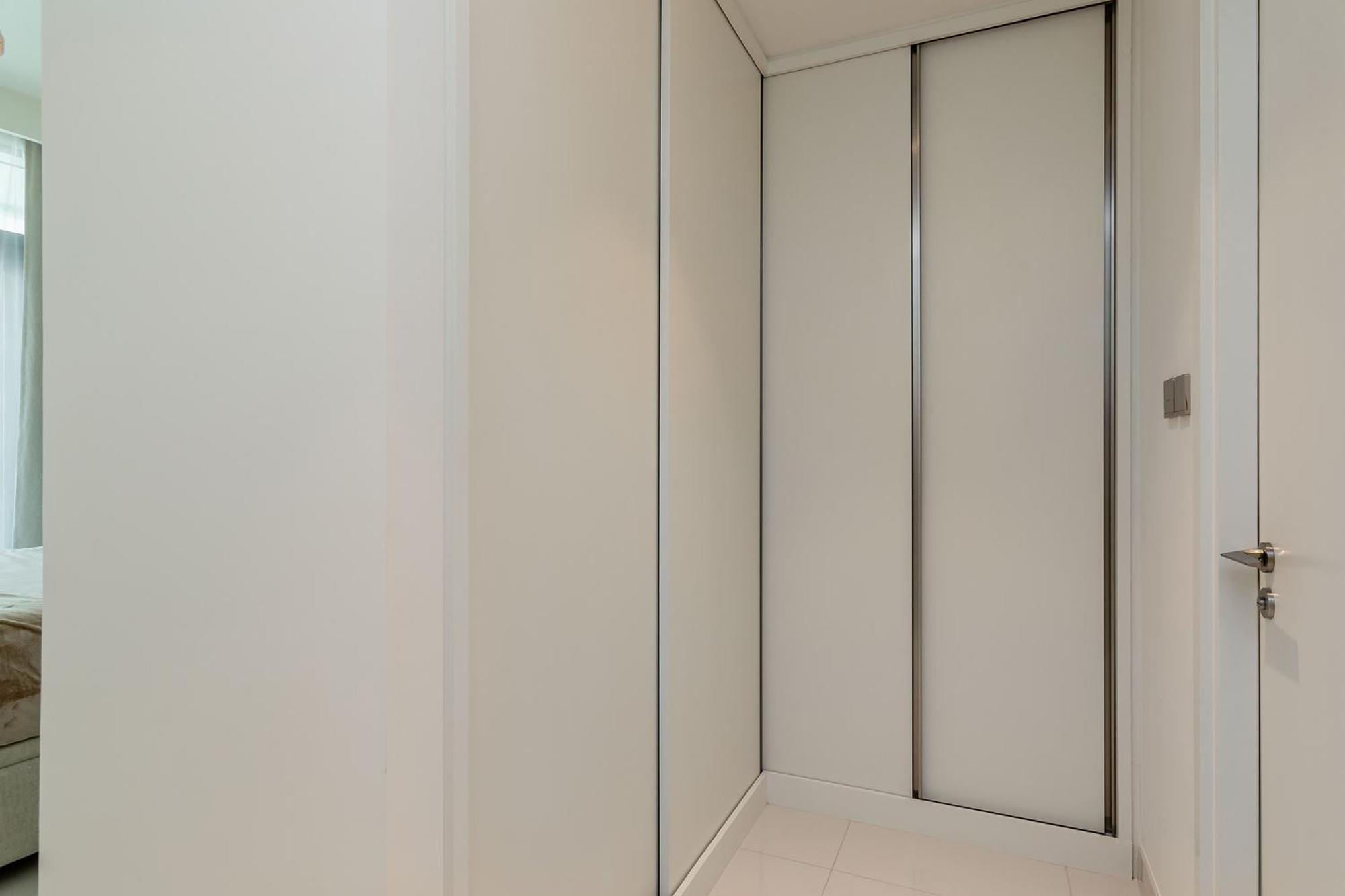 Luxury 2br By Amber At Vista Tower 1, Emaar Beachfront Apartment *