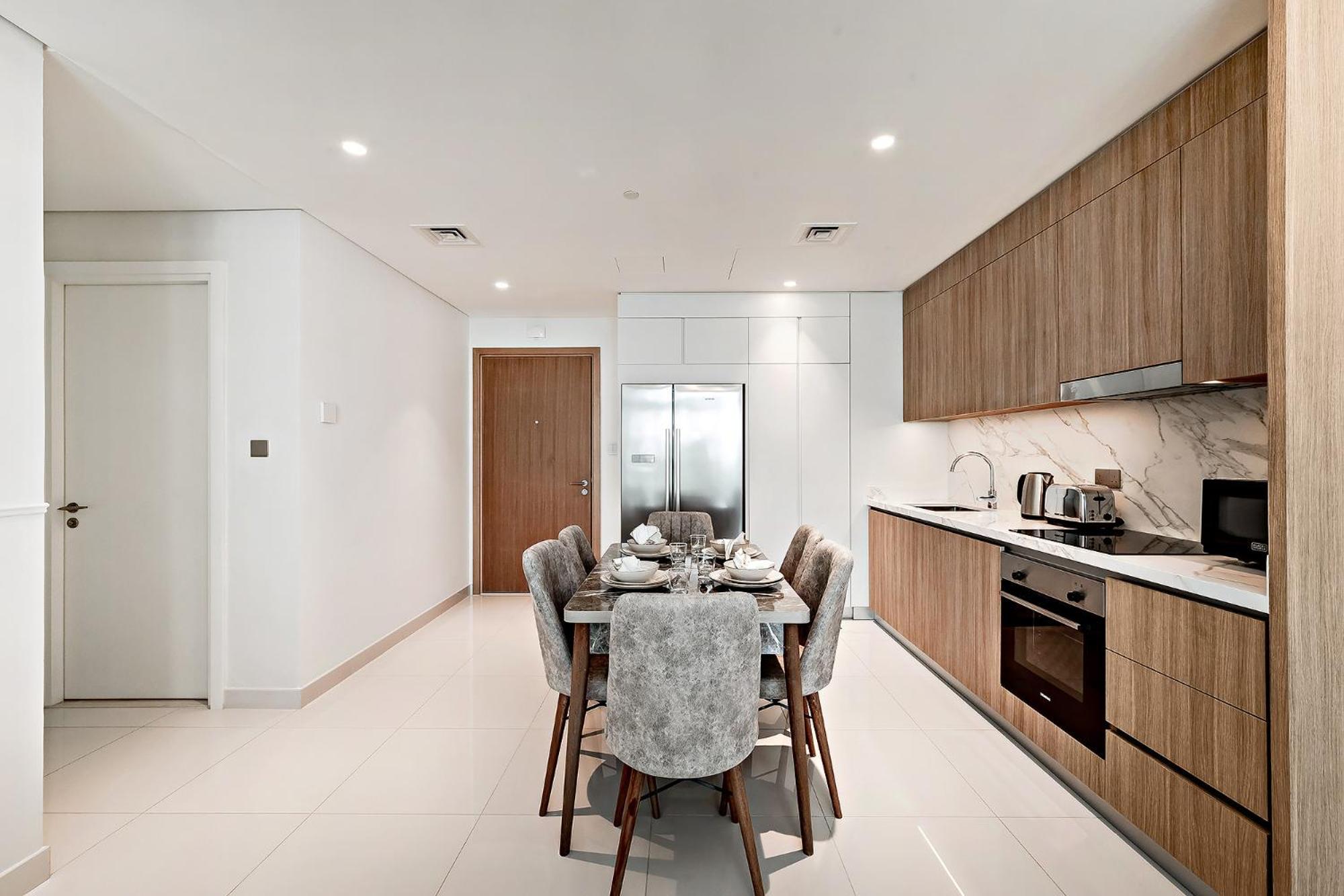 Luxury 2br By Amber At Vista Tower 1, Emaar Beachfront Dubai