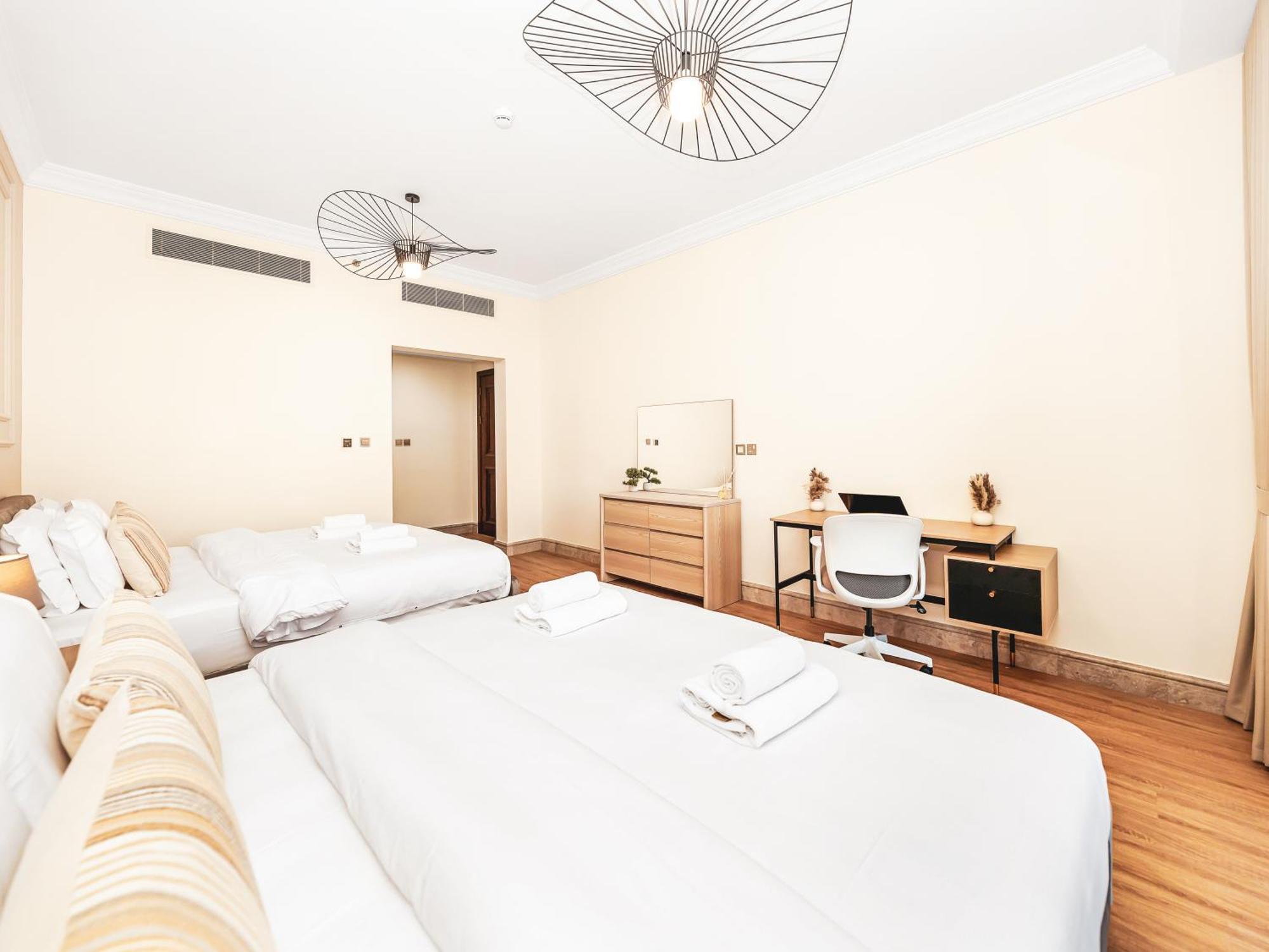 New Fairmont Private Club Access Palm Jumeirah Apartment