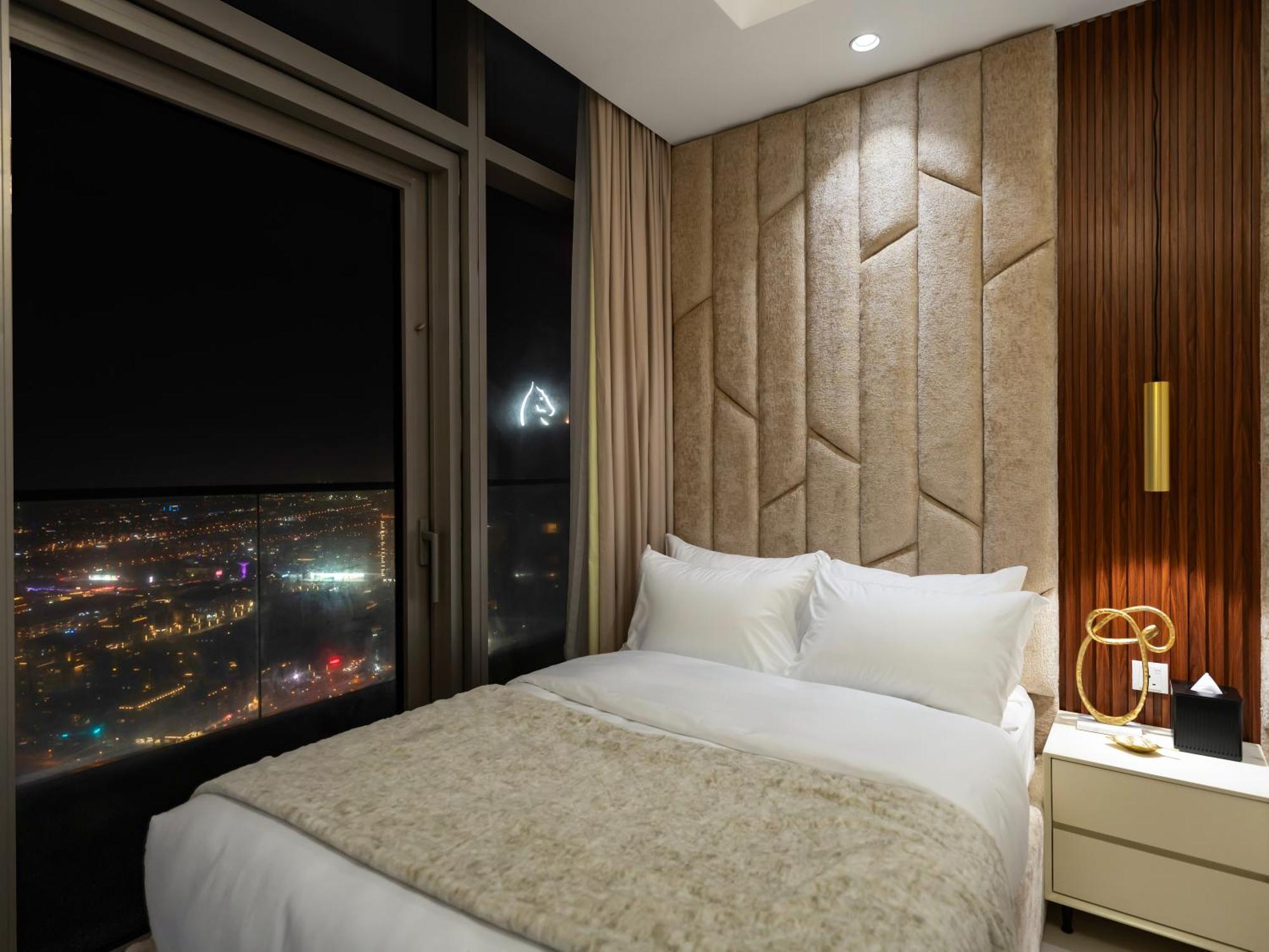 Apartment Paramount Midtown - Luxury By Dale Lee Dubai