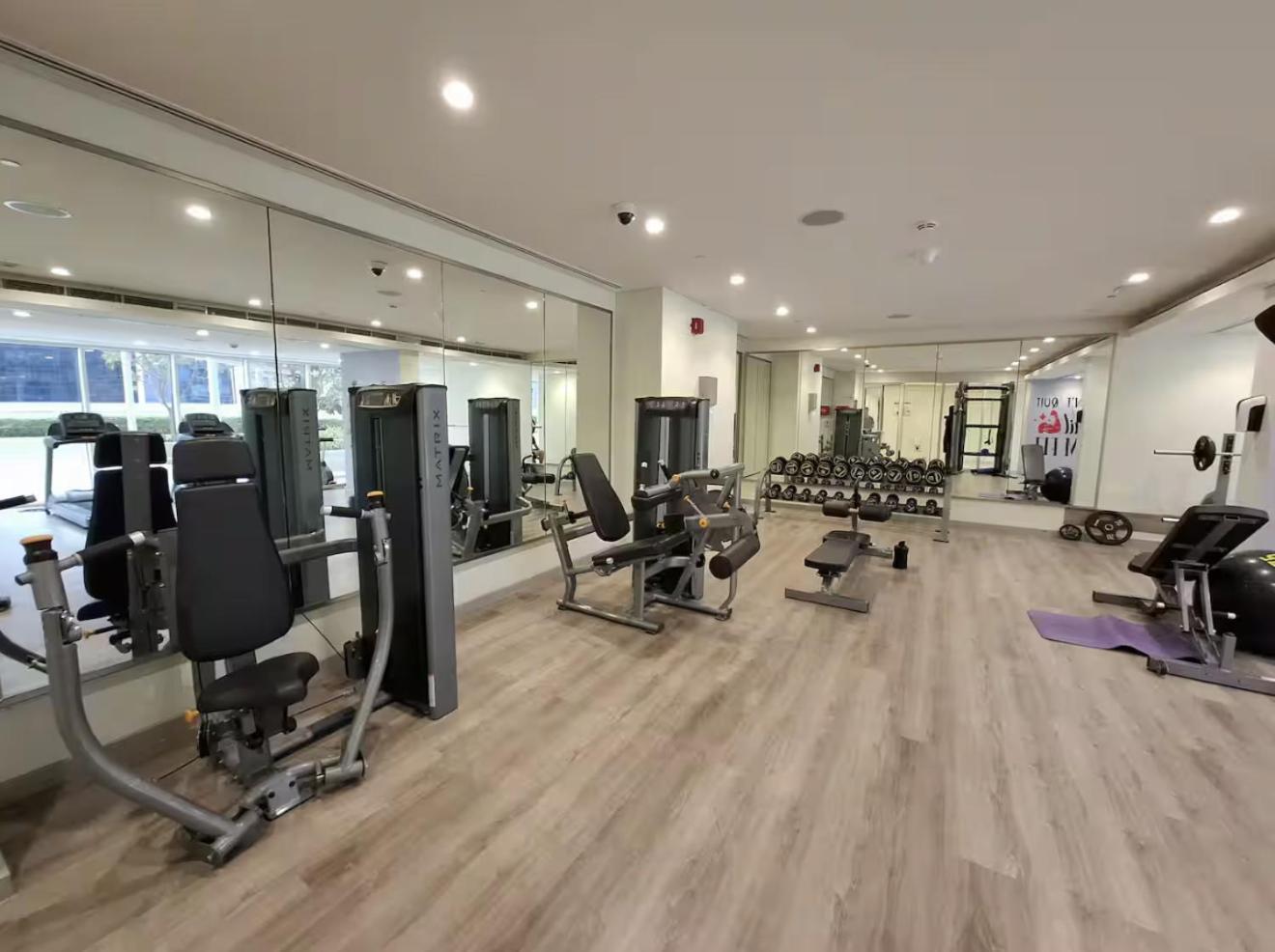 Apartment Luxury With Balcony & Full Burj Khalifa View By Dejaview *