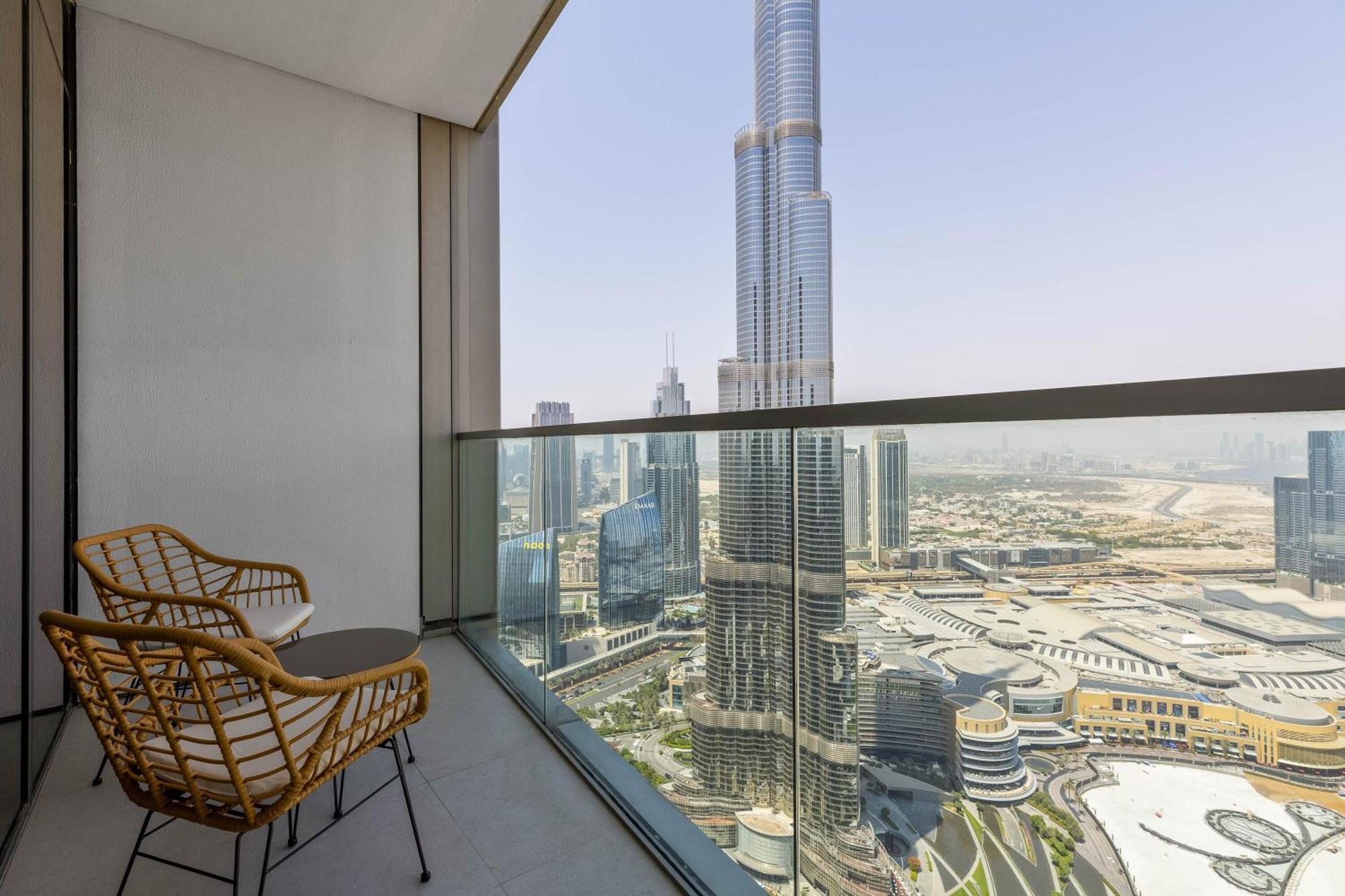 Maison Privee - Sky-high Elegance With Unrivaled Burj Khalifa Views Apartment