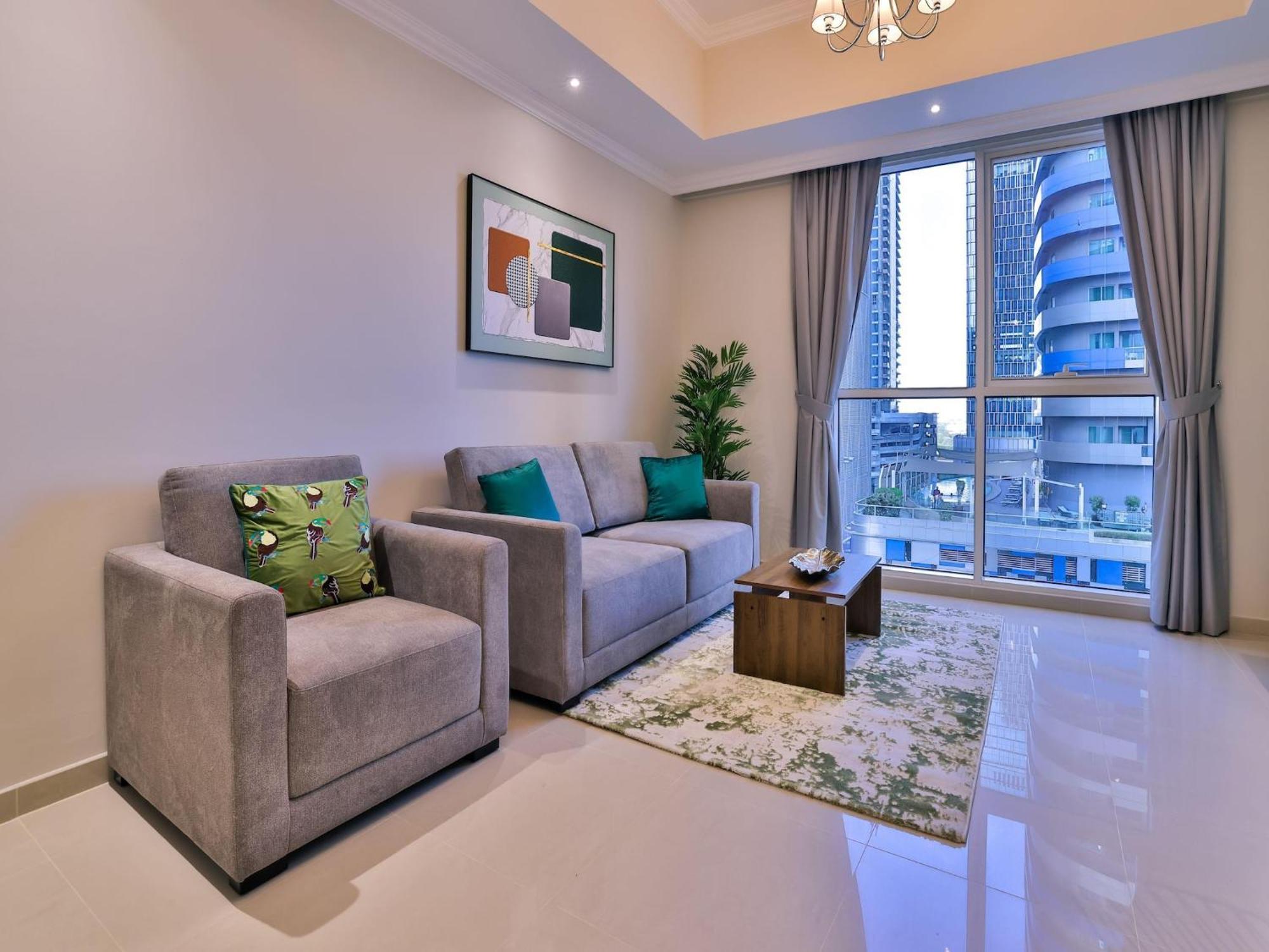 Apartment Luxe Near Mall Burj Khalifa Pool Gym Parking