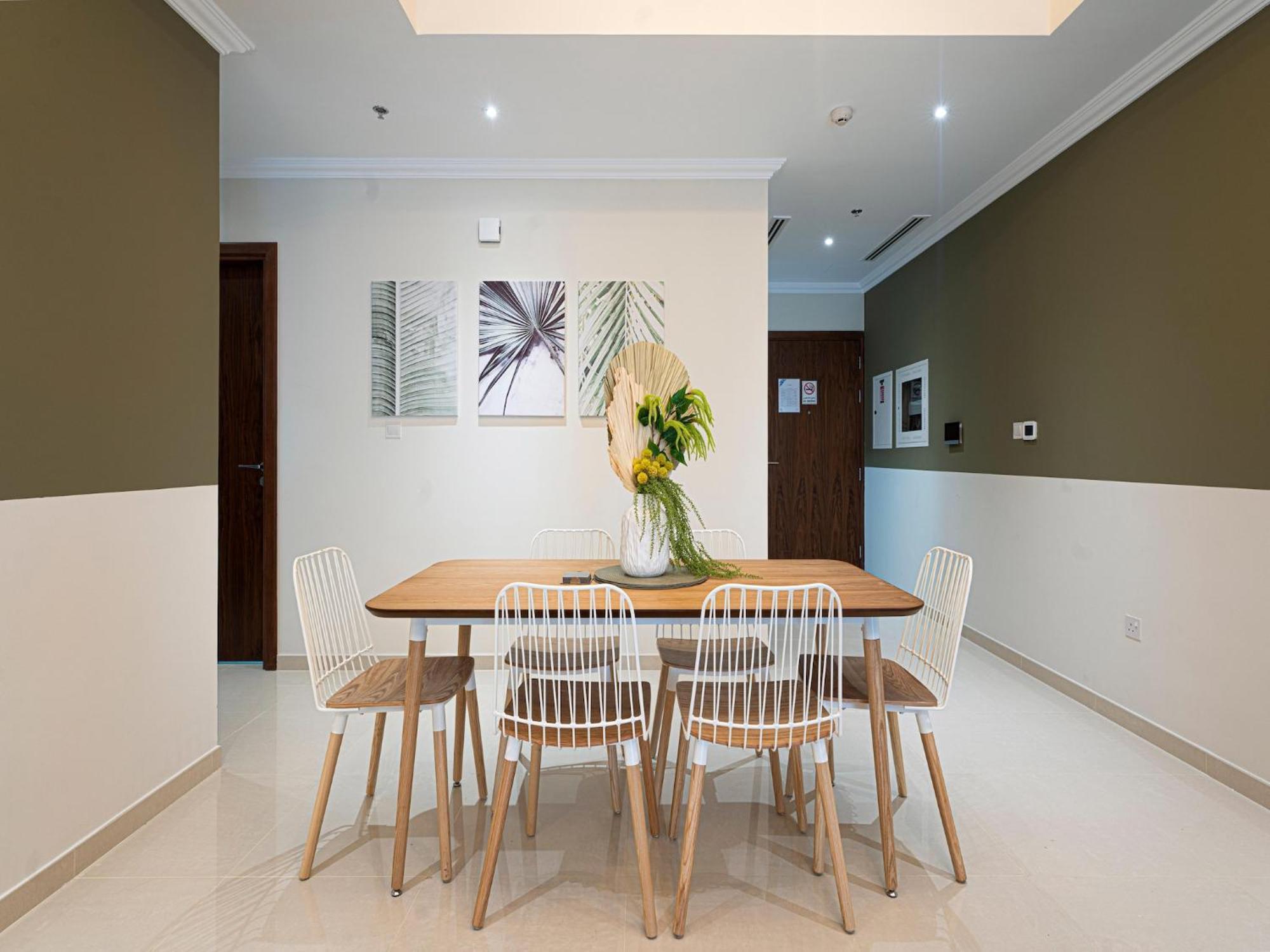 Luxe Near Mall Burj Khalifa Pool Gym Parking Apartment