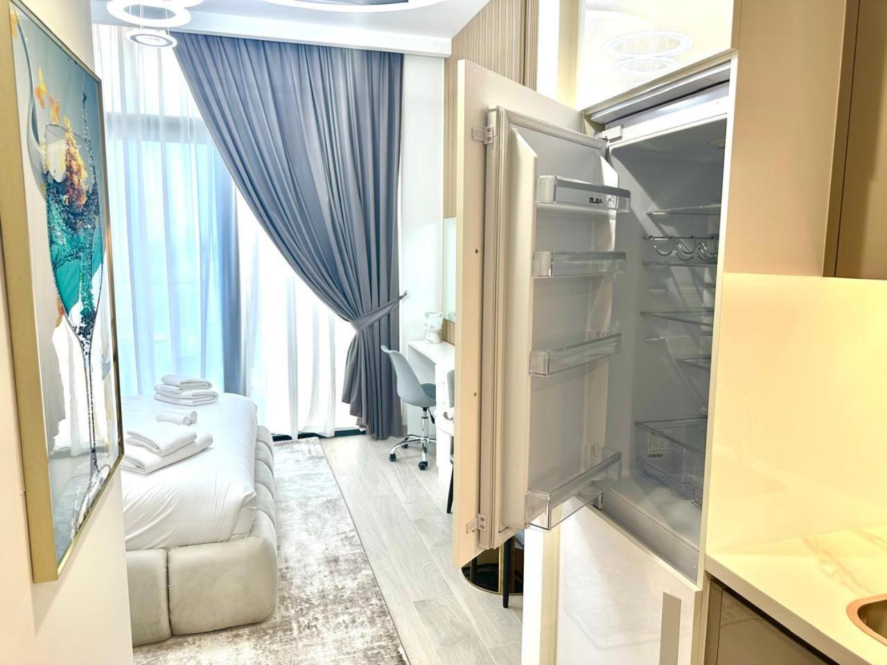 Living With Burj Khalifa * Dubai