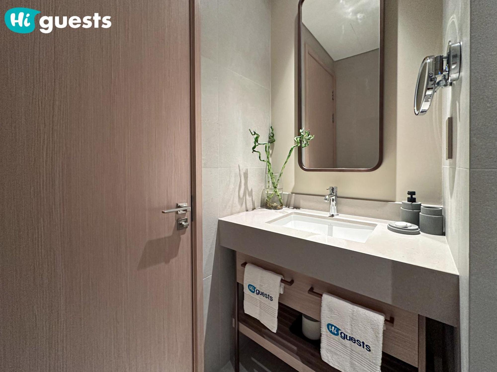 Apartment Higuests - Wake Up To Burj Khalifa Views In Stunning 2 Br