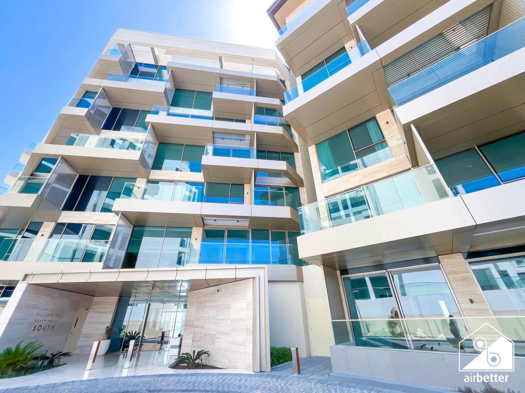 Apartment High End 1br Palm Beachfront Pool Access Dubai