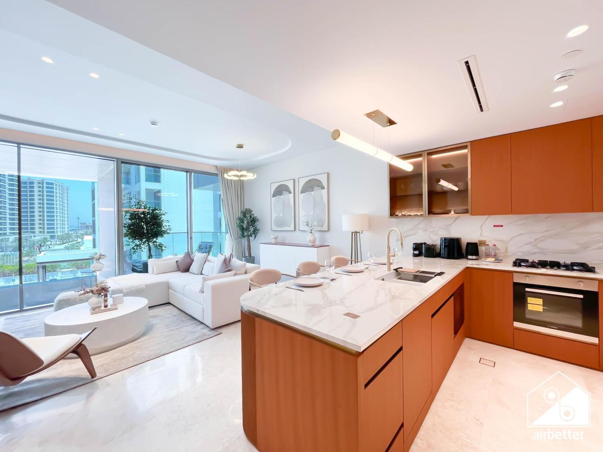 High End 1br Palm Beachfront Pool Access Dubai