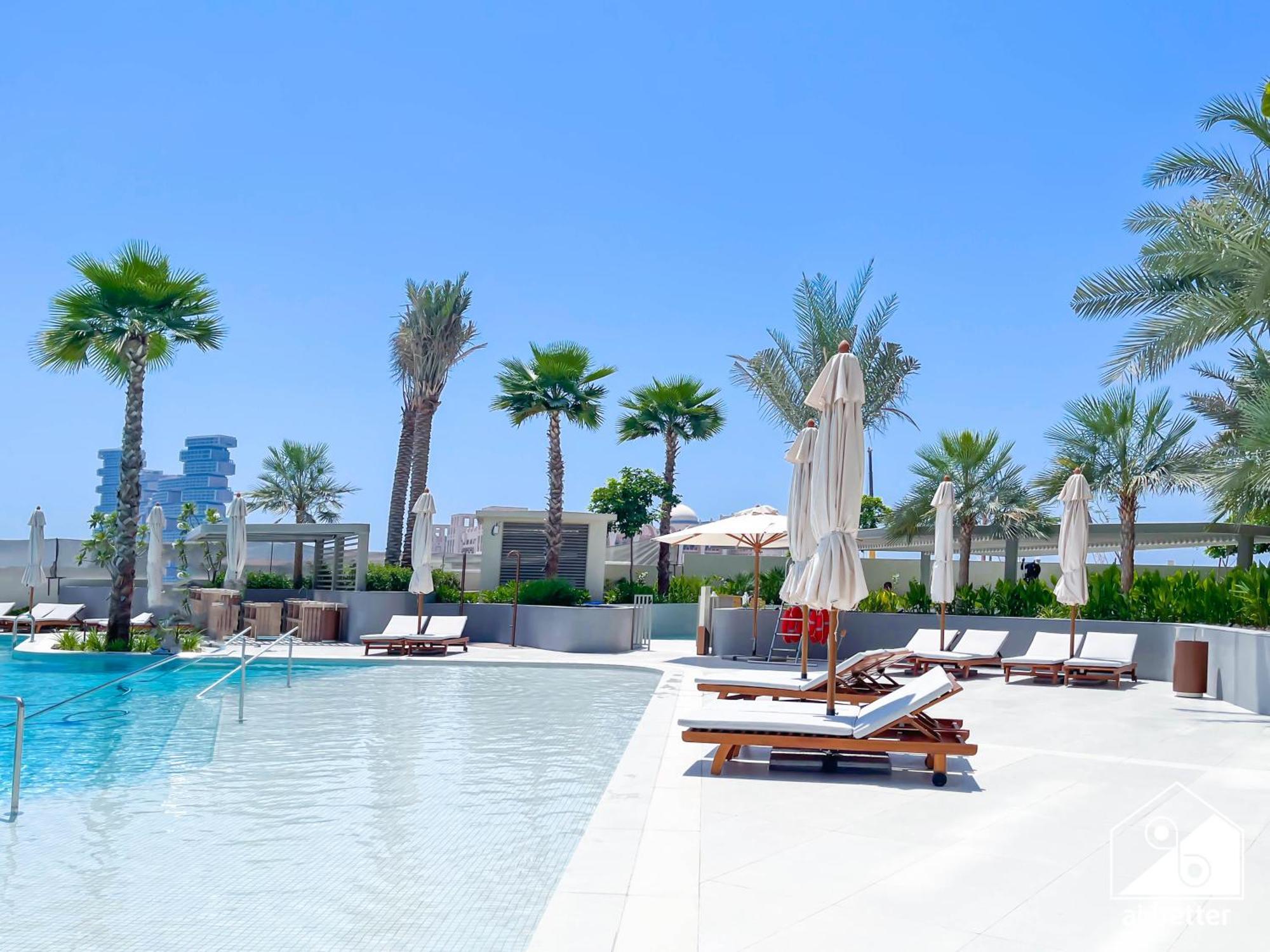 Apartment High End 1br Palm Beachfront Pool Access *