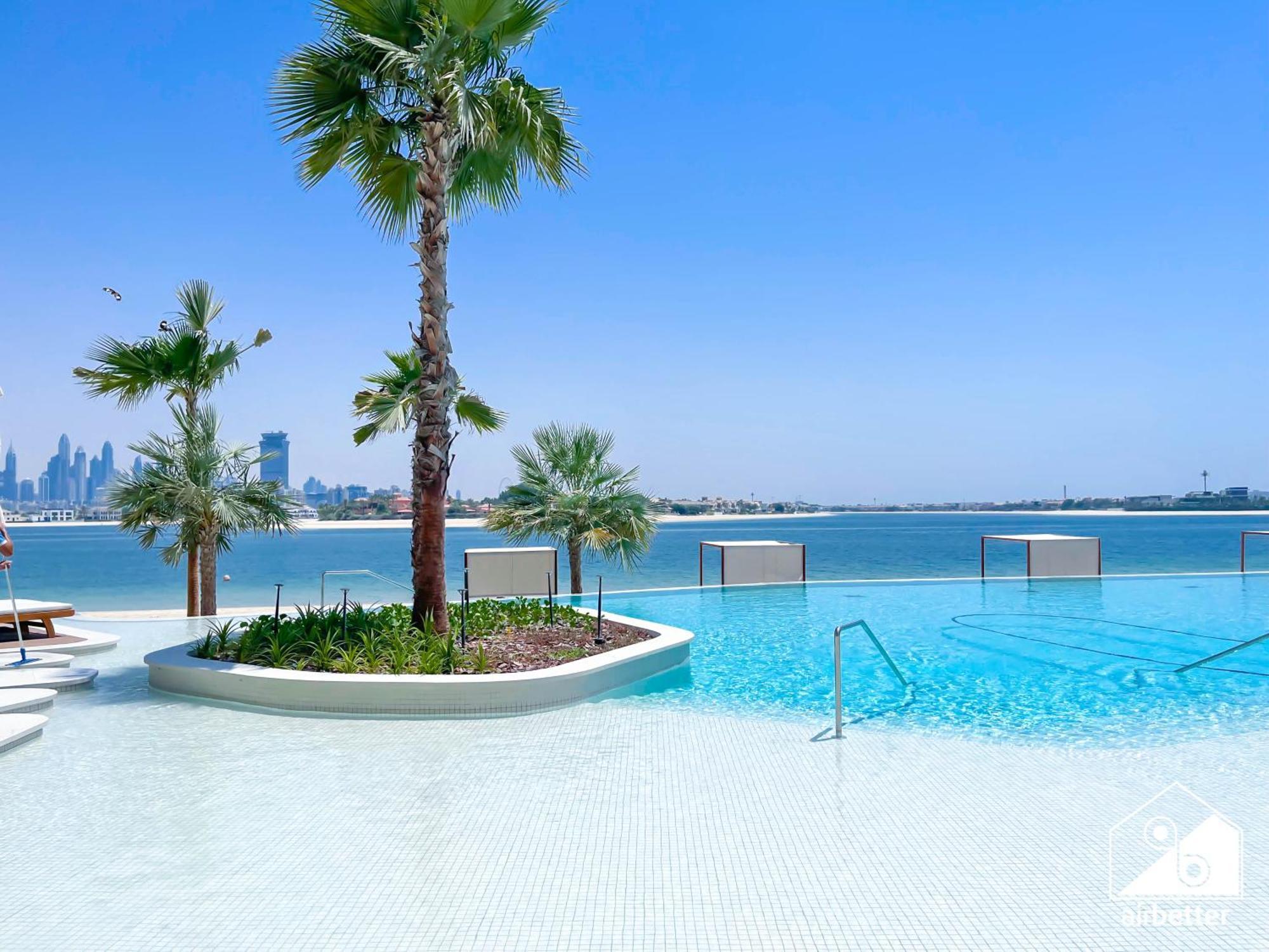 High End 1br Palm Beachfront Pool Access Apartment Dubai