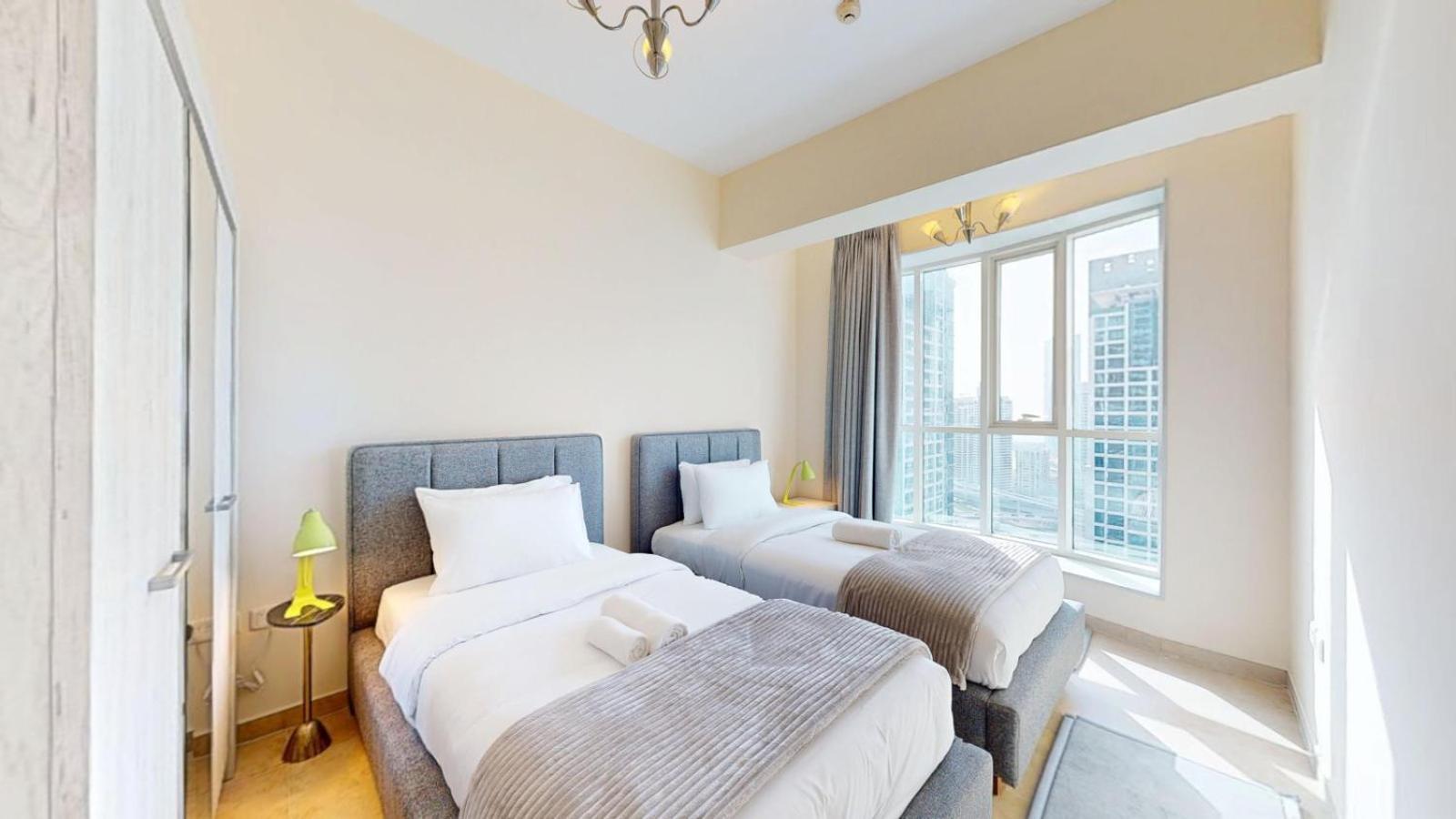Preatoni Tower - Spacious One Bedroom In Jlt *