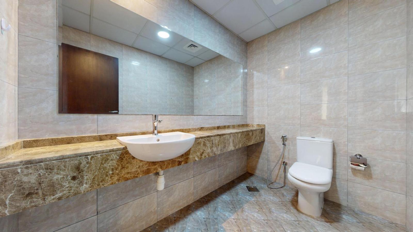 Preatoni Tower - Spacious One Bedroom In Jlt Apartment *
