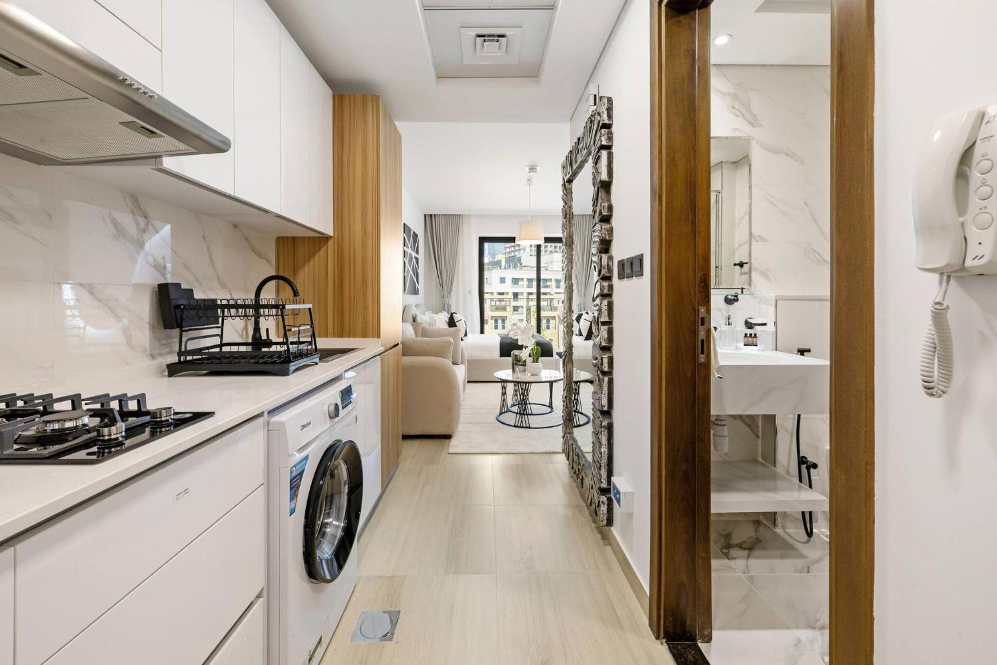 Boulevard - Stylish Upgraded - Designer Touches In Jvc *