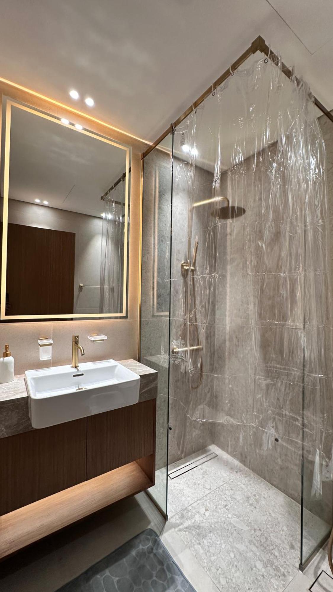 Lux Business Bay With Jacuzzi & Canal View Apartment *