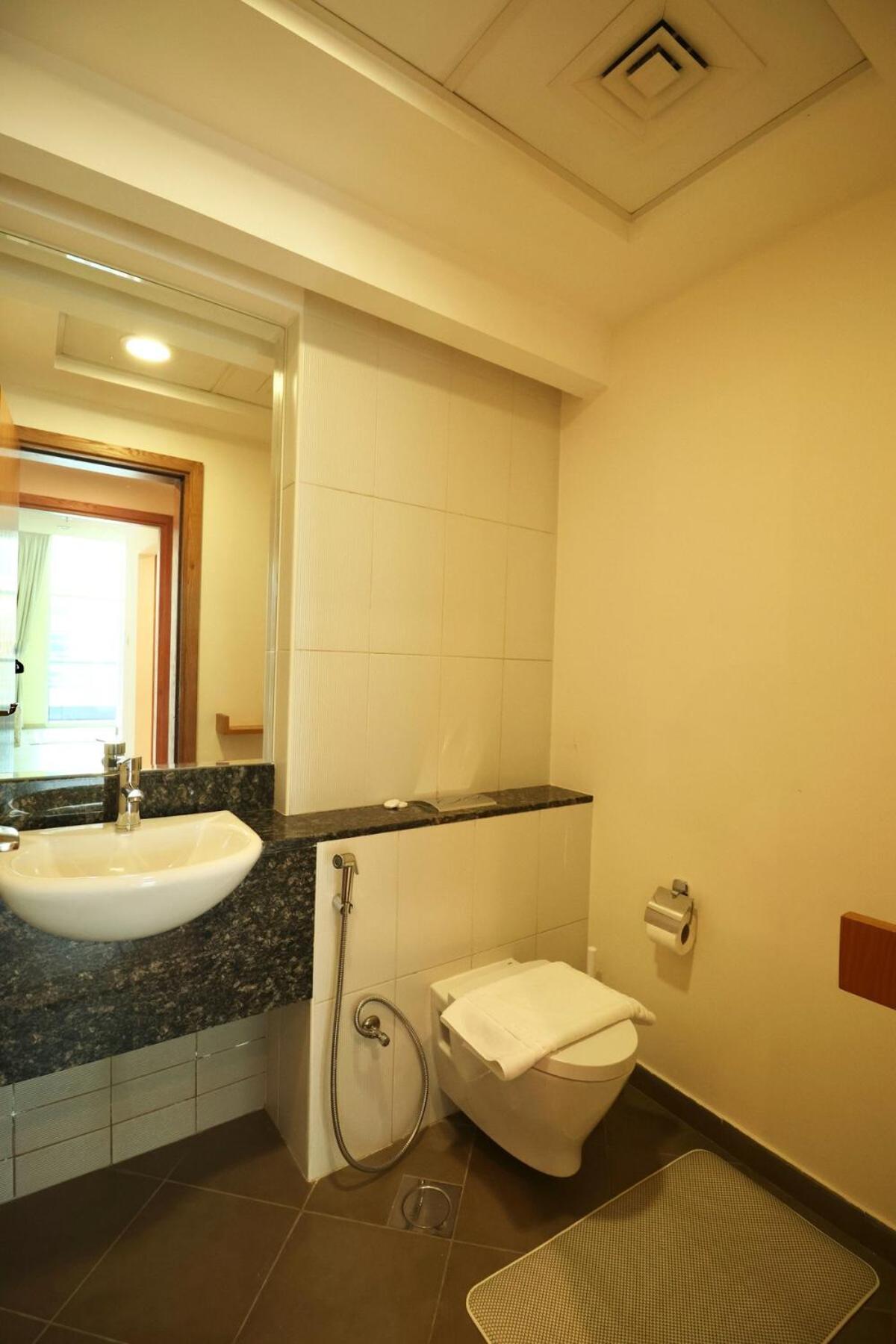 Nivis Find- Luxury 1 Bhk Nearby Mall Dubai