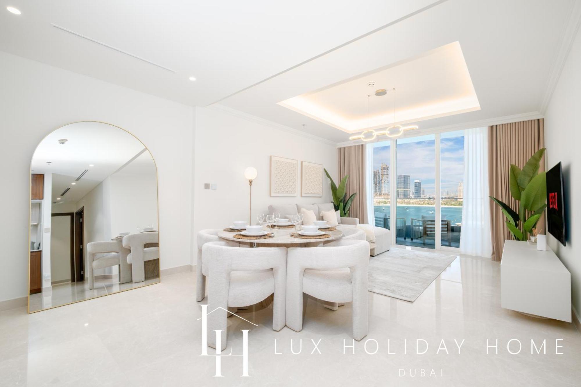 Lux The Palace