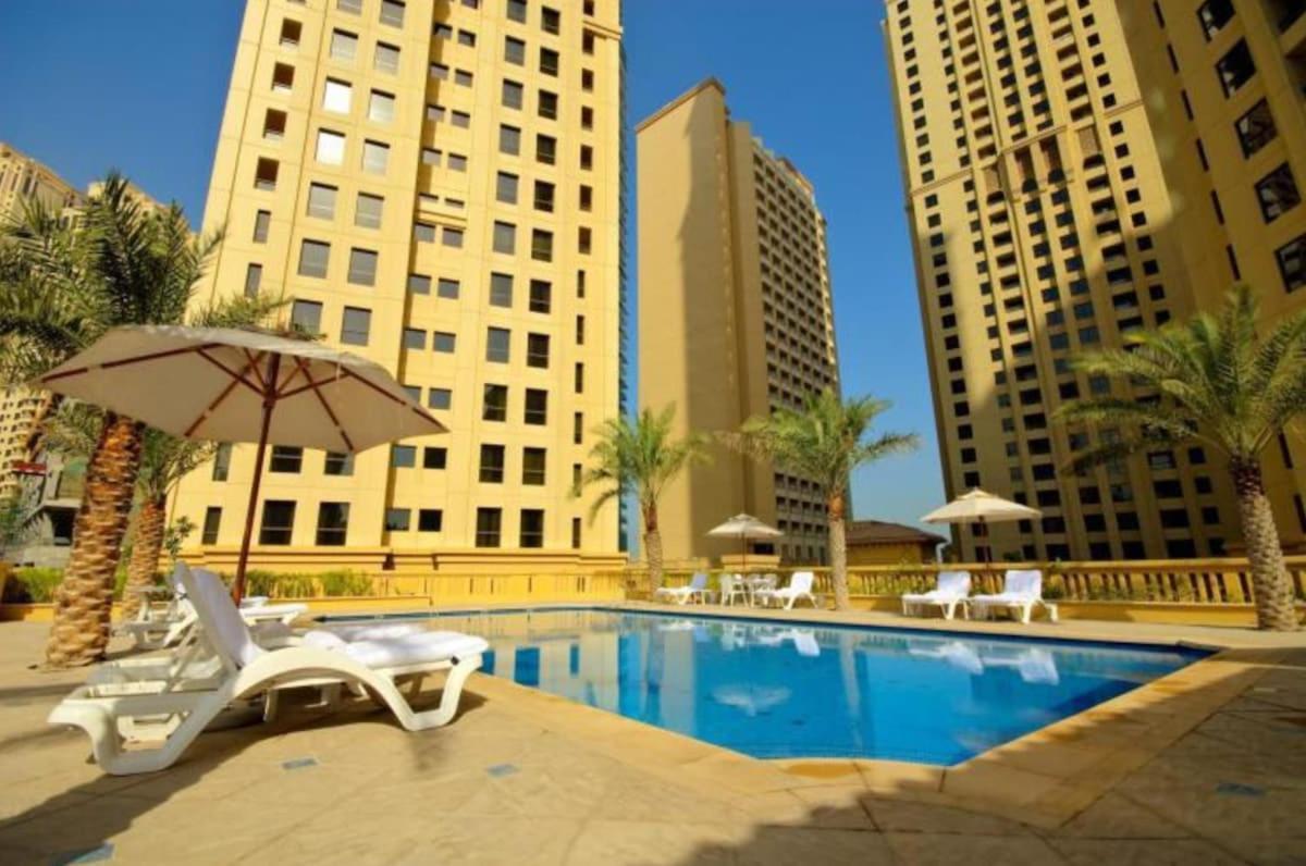 Marina Escape 3br & Bunk Apartment Dubai