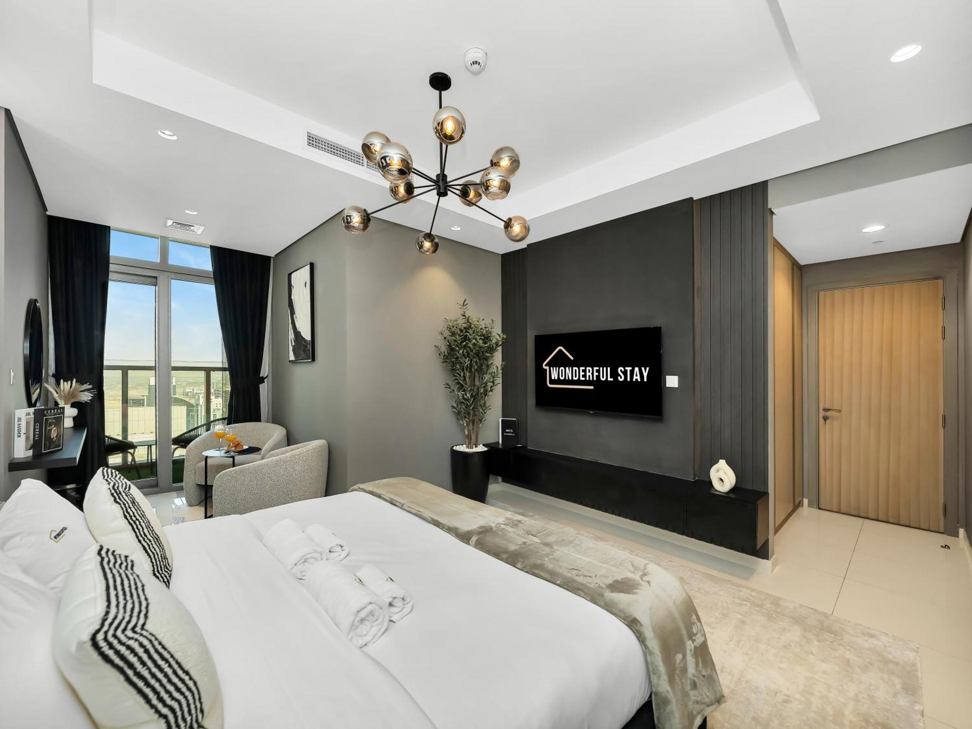 Wonderfulstay At Paramount - Highest Infinity Pool - Burj Khalifa View - Brand New Luxury * Dubai