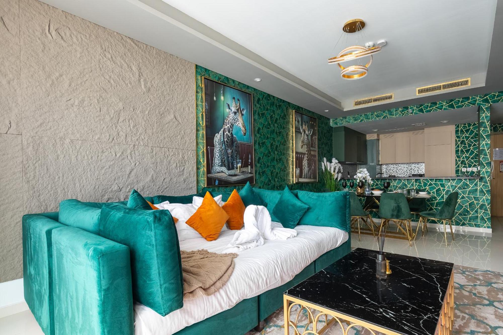Full Burj Khalifa View Lux 2bedroom With Rooftop Pool Location In Paramount Midtown Dubai
