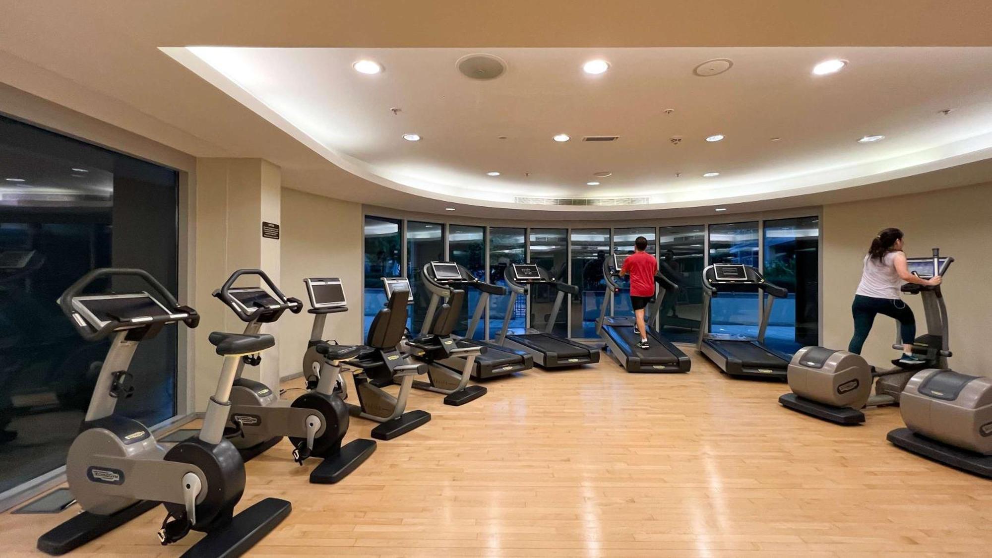Apartment Downtown Sanctuary Iconic Burj Views & Luxury Living *