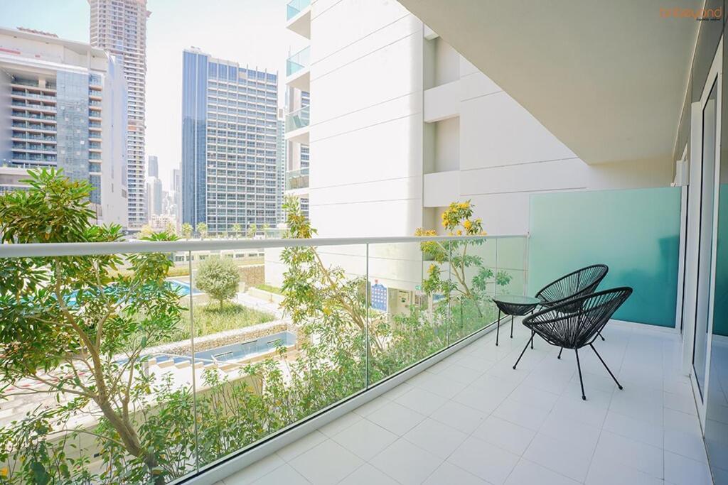 Bnbeyond's Serene Poolside Bliss *