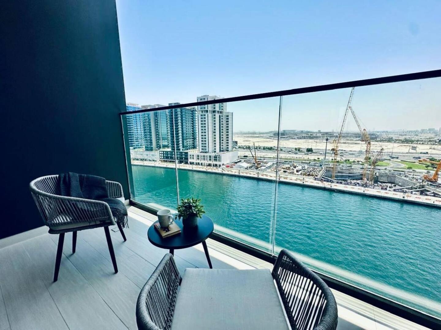 Elegant Canal View Business Bay Apartment Dubai