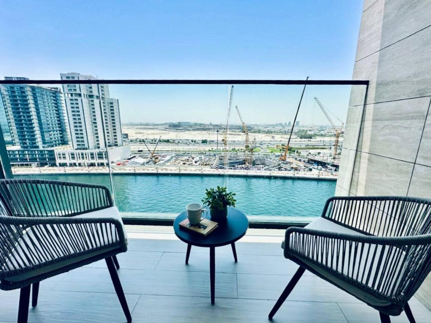 Elegant Canal View Business Bay Apartment Dubai
