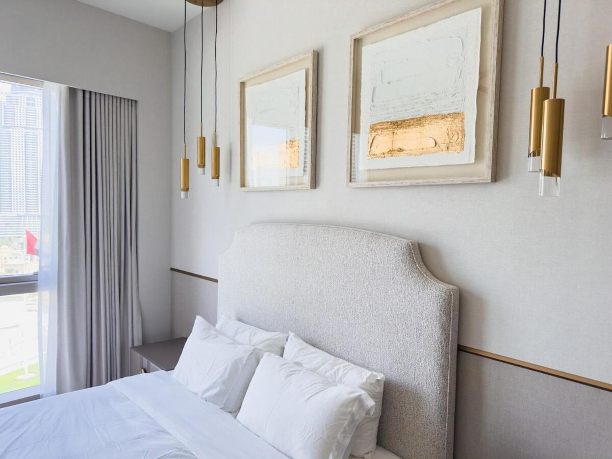 Grande Residences With Burj Khalifa View From 16th Floor For 6-guests Apartment Dubai