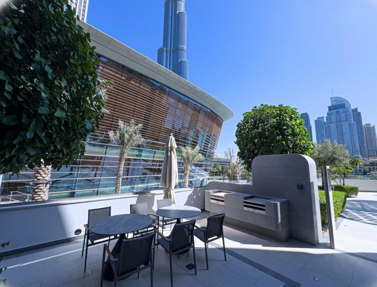 Grande Residences With Burj Khalifa View From 16th Floor For 6-guests Dubai