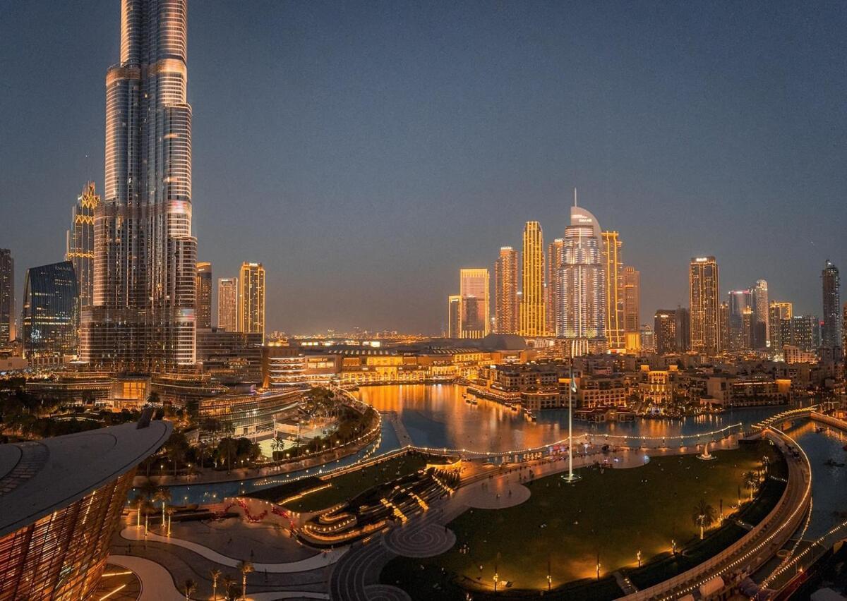 Grande Residences With Burj Khalifa View From 16th Floor For 6-guests * Dubai