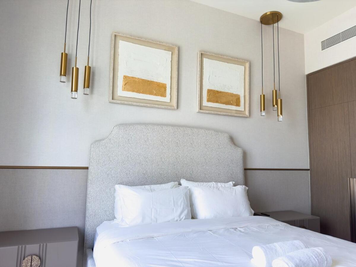Apartment Grande Residences With Burj Khalifa View From 16th Floor For 6-guests *