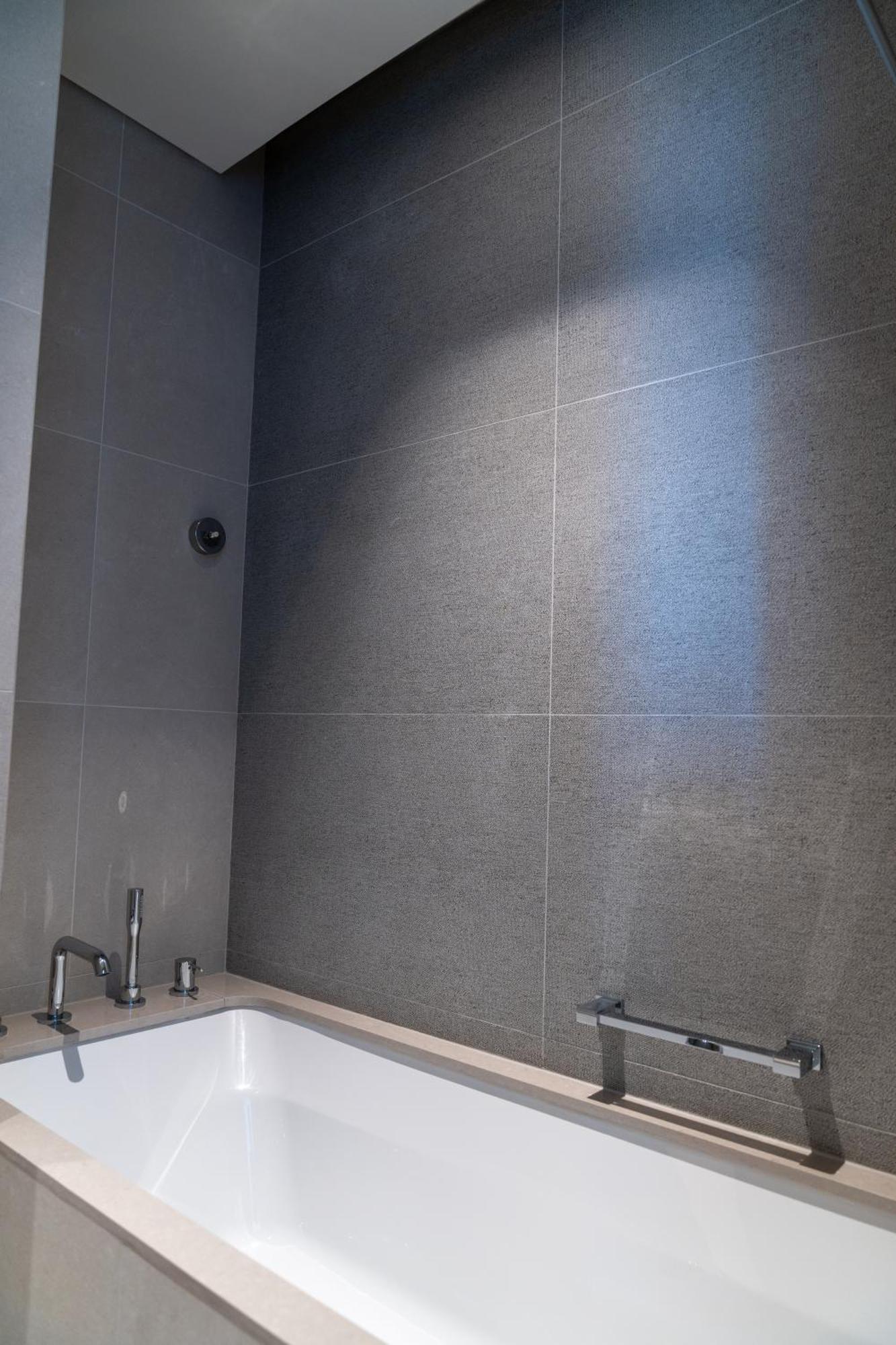 Luxurious 1br Pool With Burj Khalifa View Mall *