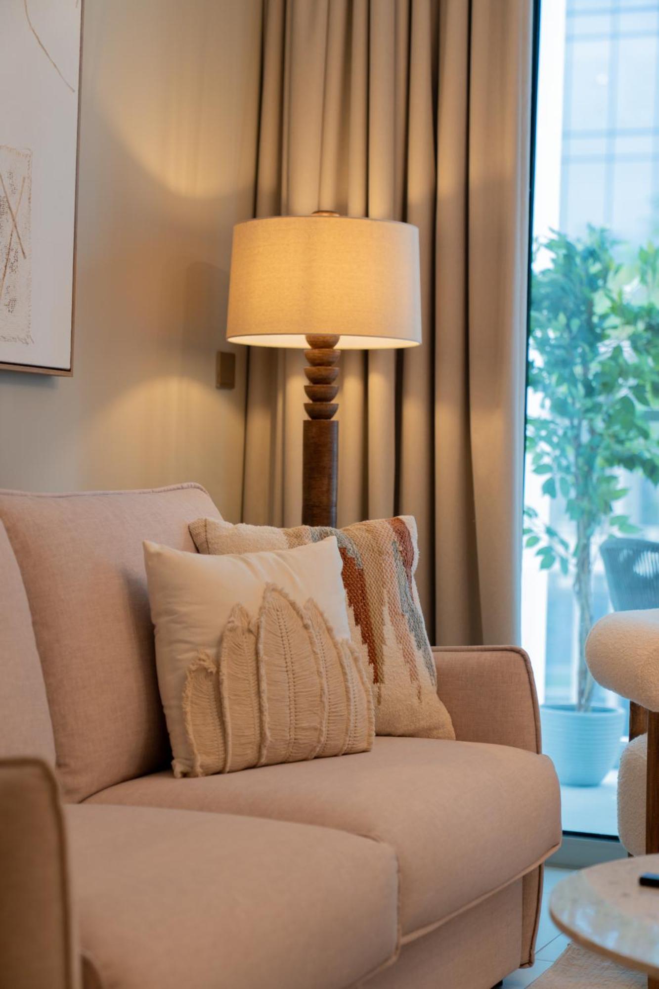 Luxurious 1br Pool With Burj Khalifa View Mall *
