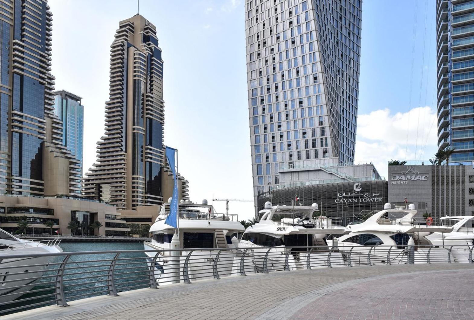 Marina Gate Cozy 1br, Pool, Gym, & Direct Marina Walk Access Apartment Dubai