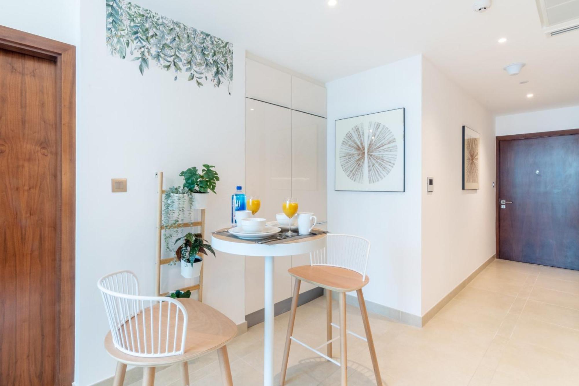 Marina Gate Cozy 1br, Pool, Gym, & Direct Marina Walk Access Apartment Dubai