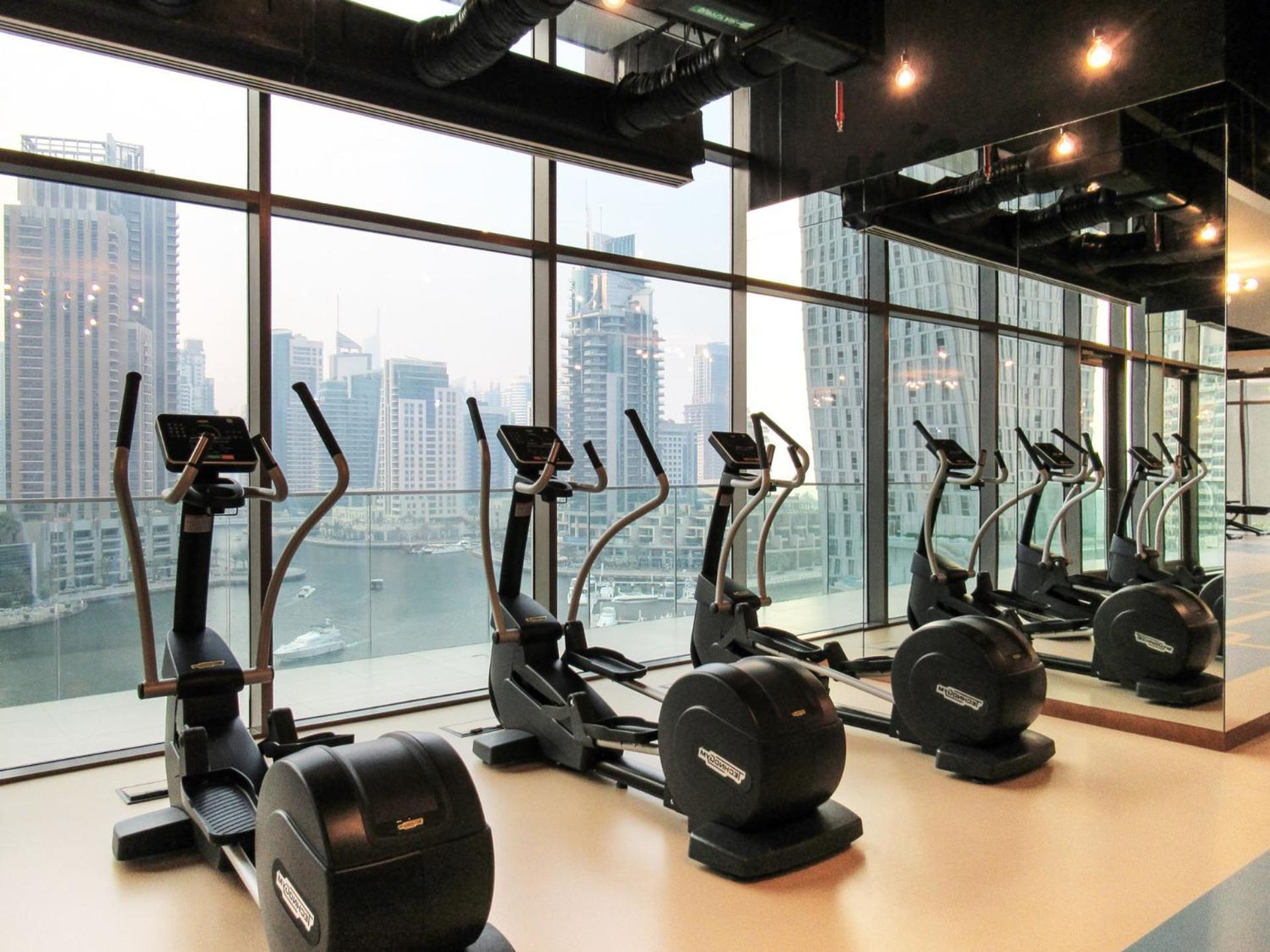 Apartment Marina Gate Cozy 1br, Pool, Gym, & Direct Marina Walk Access *