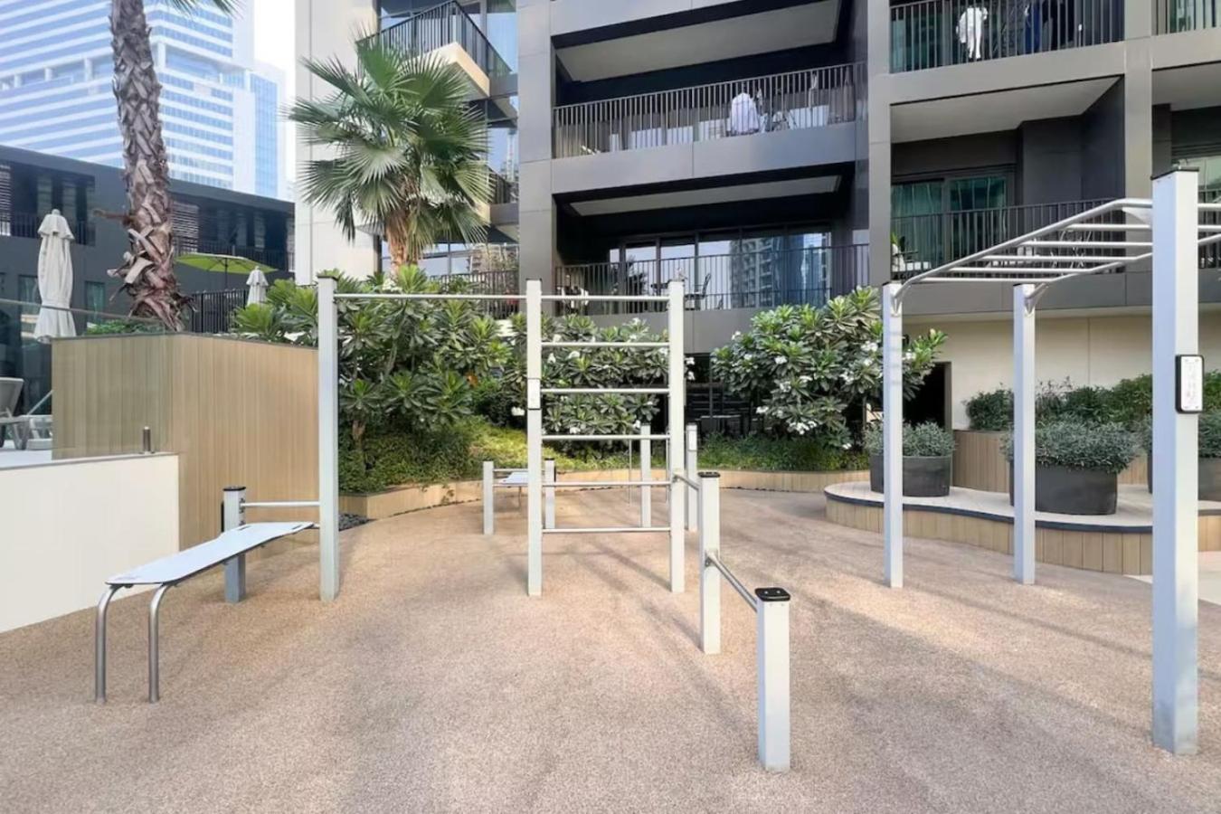 Waterfront 1br - Canal View - Fully Furnished