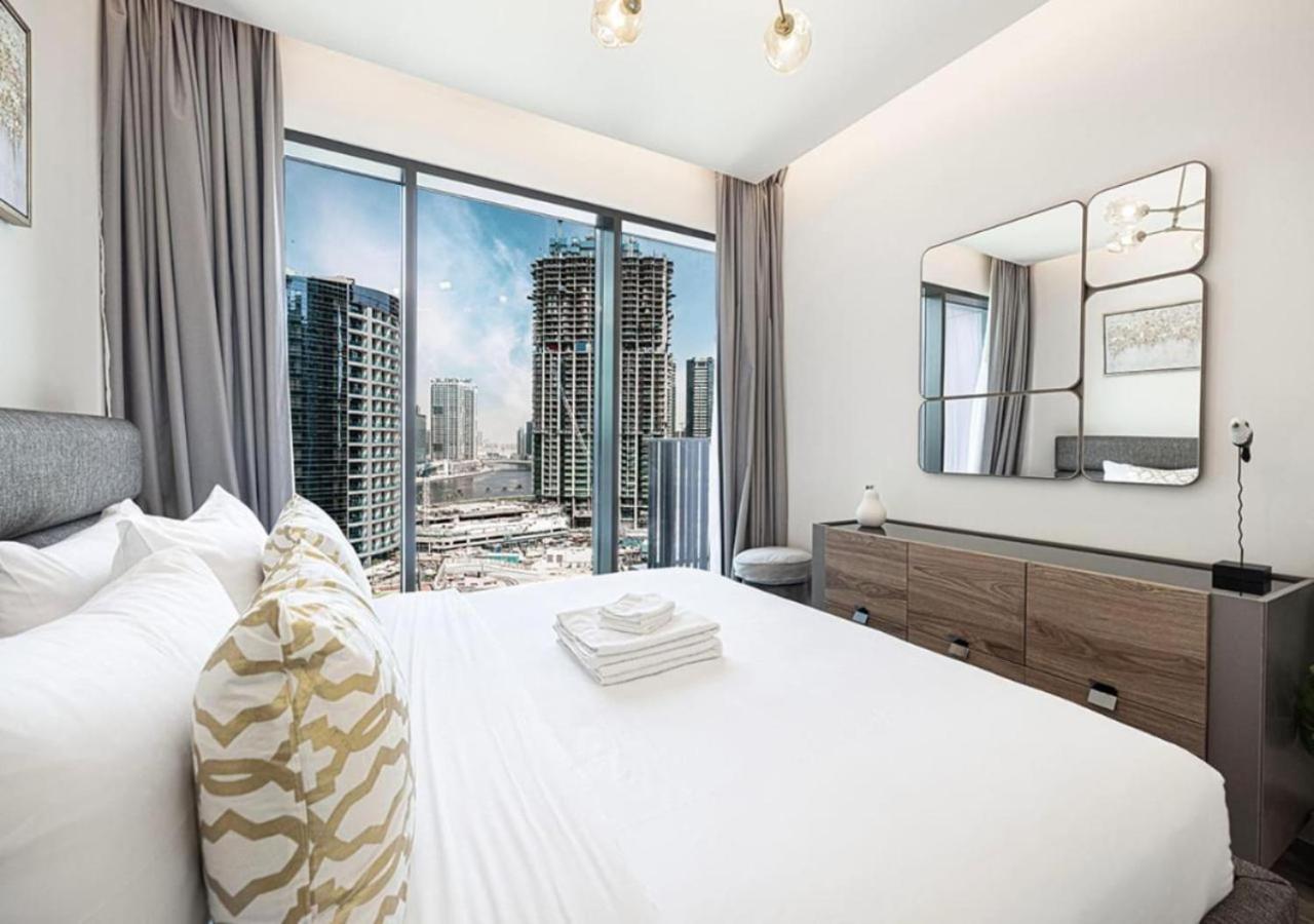 Waterfront 1br - Canal View - Fully Furnished Apartment *