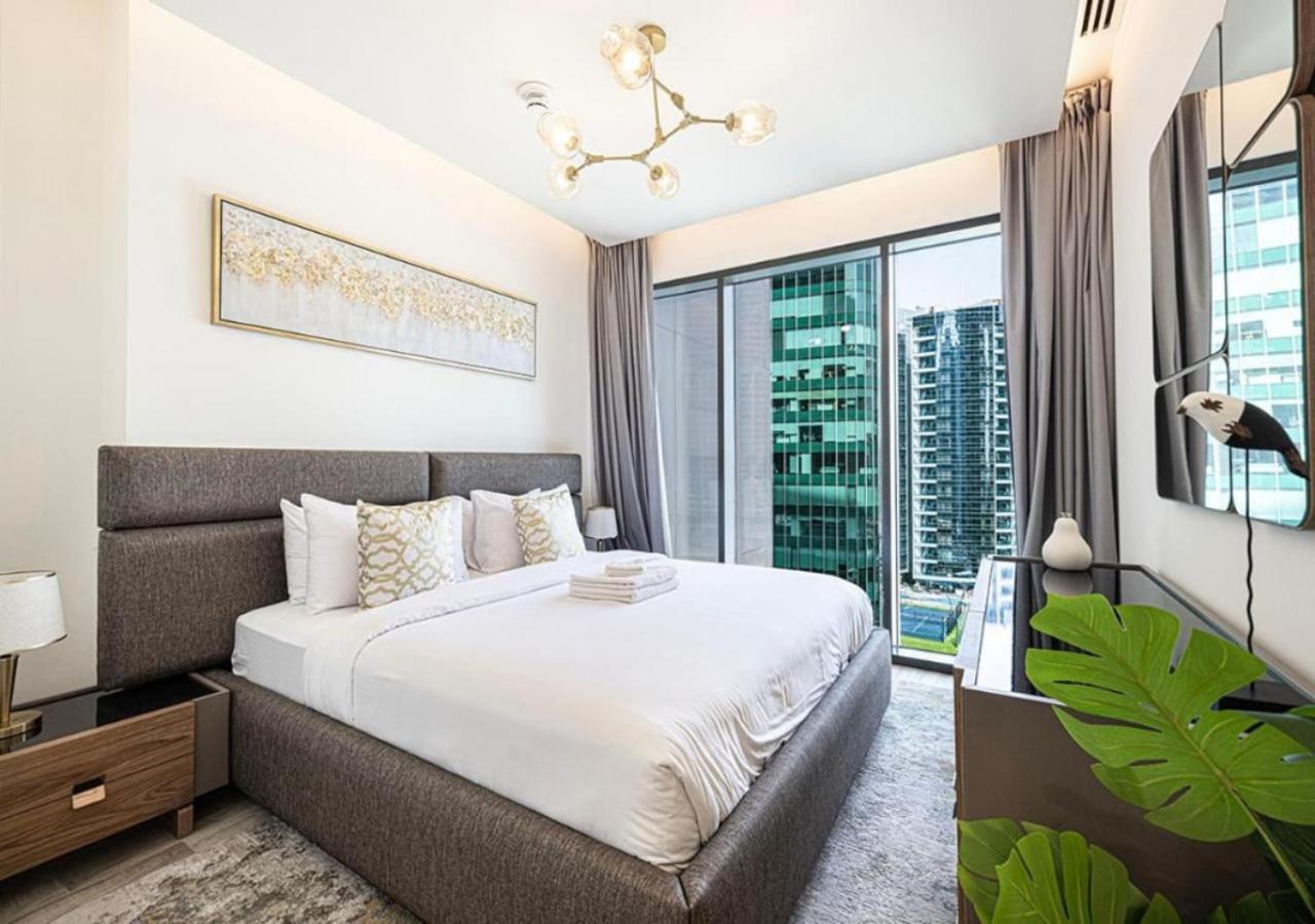 Waterfront 1br - Canal View - Fully Furnished Apartment *