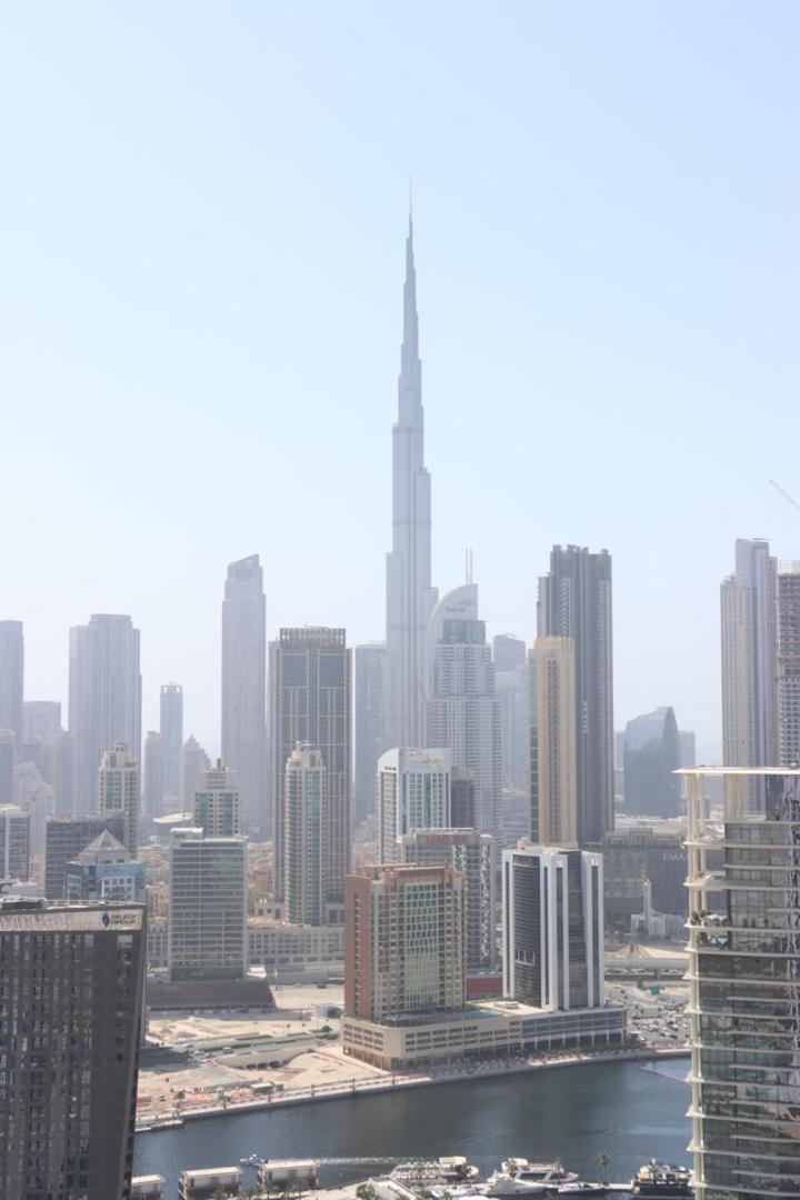 Apartment High-floor 1br With Burj Khalifa View Prime Location *