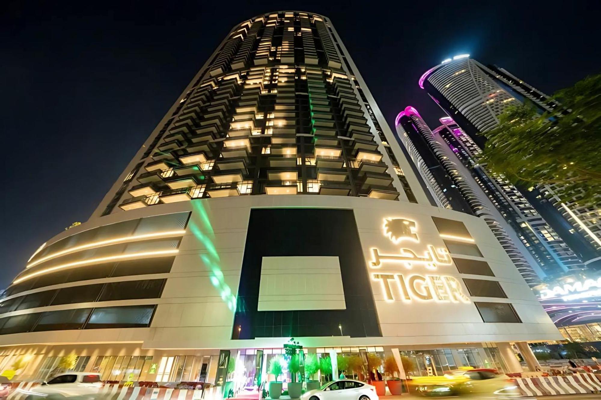 Apartment High-floor 1br With Burj Khalifa View Prime Location