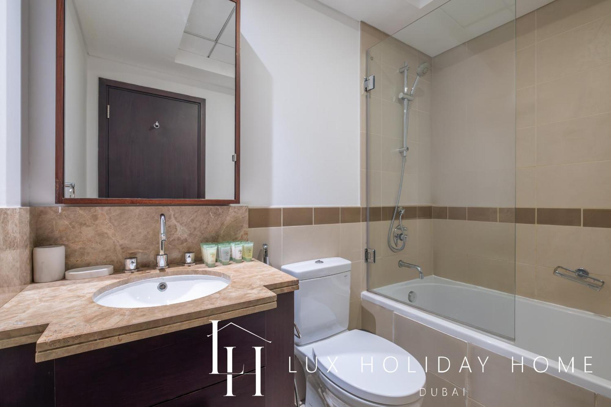 Lux The Burj Khalifa Fountain View Apartment