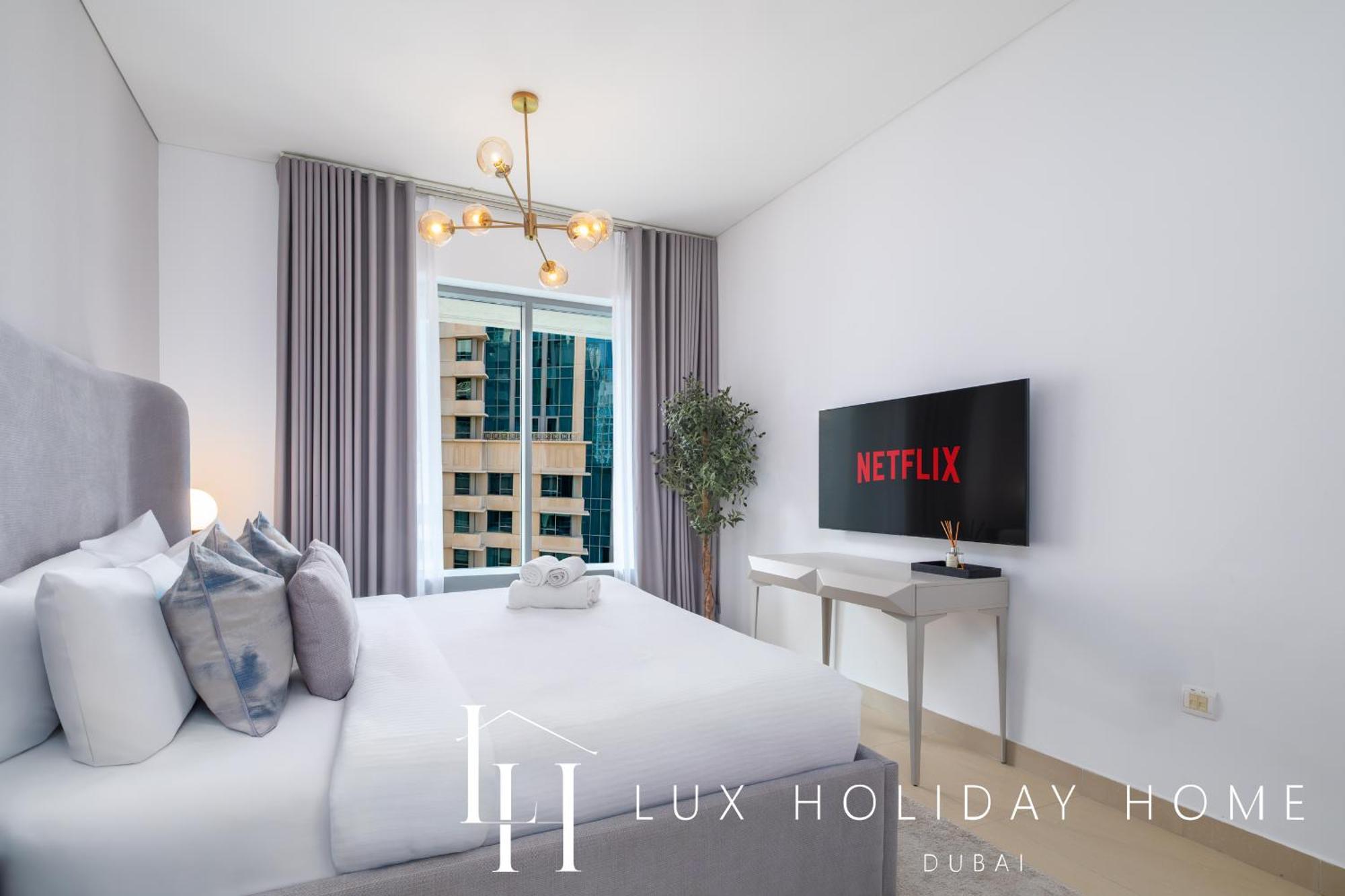 Lux The Burj Khalifa Fountain View Apartment *