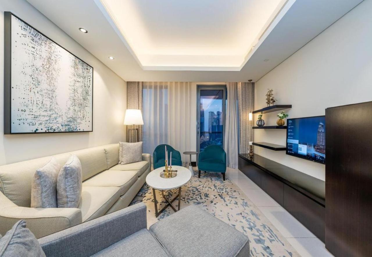Holistay Luxury Homes - Burj Khalifa View - Direct Access Mall *